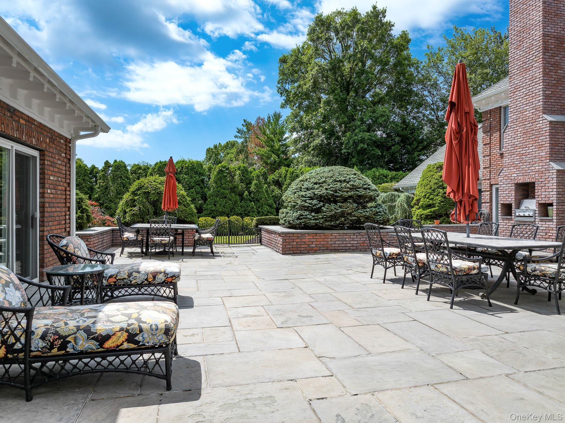 Single Family Mamaroneck Westchester County, NY 10583, MLS-893238-36