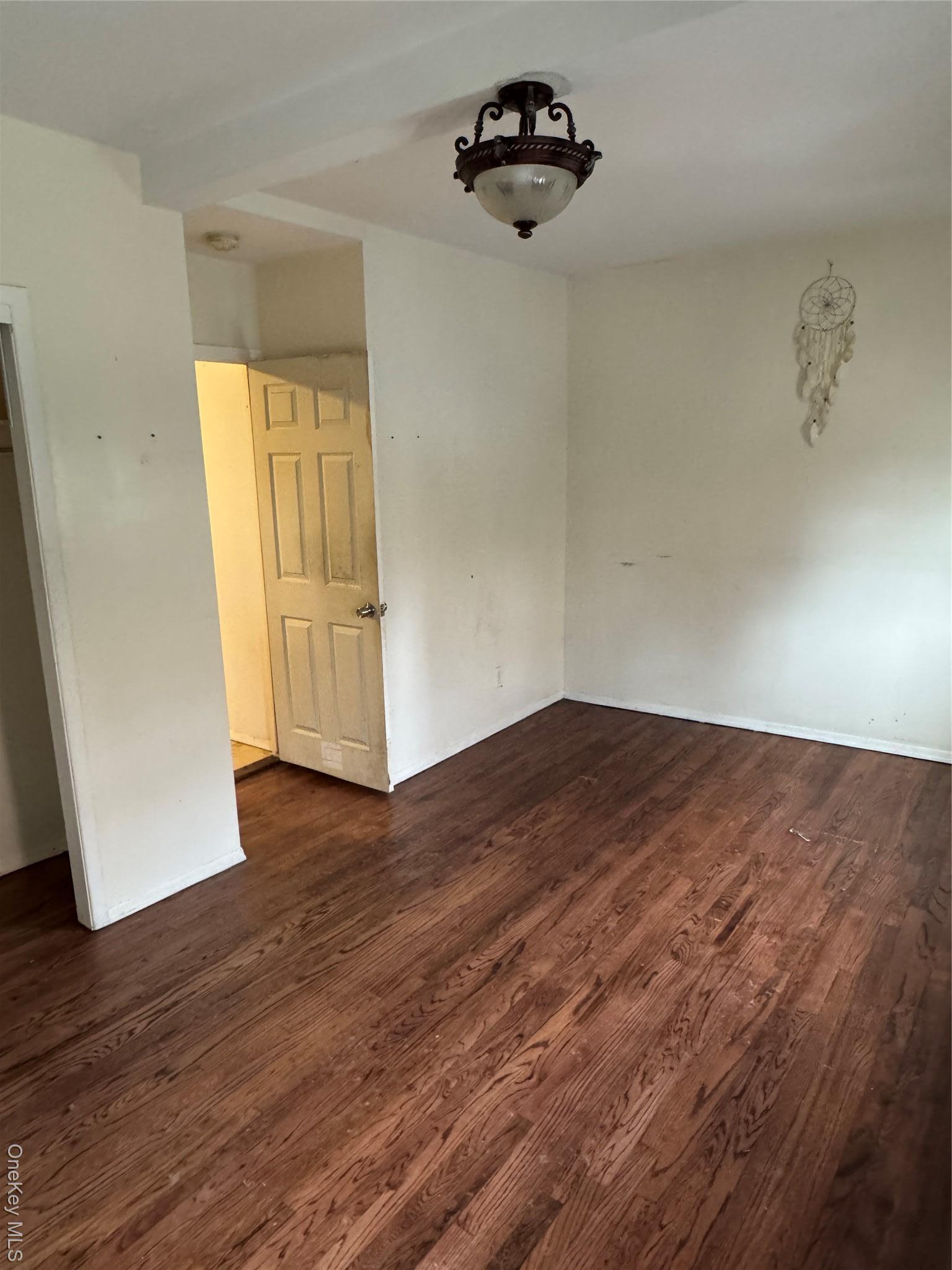 Single Family Borden Queens, NY 11378, MLS-893240-14