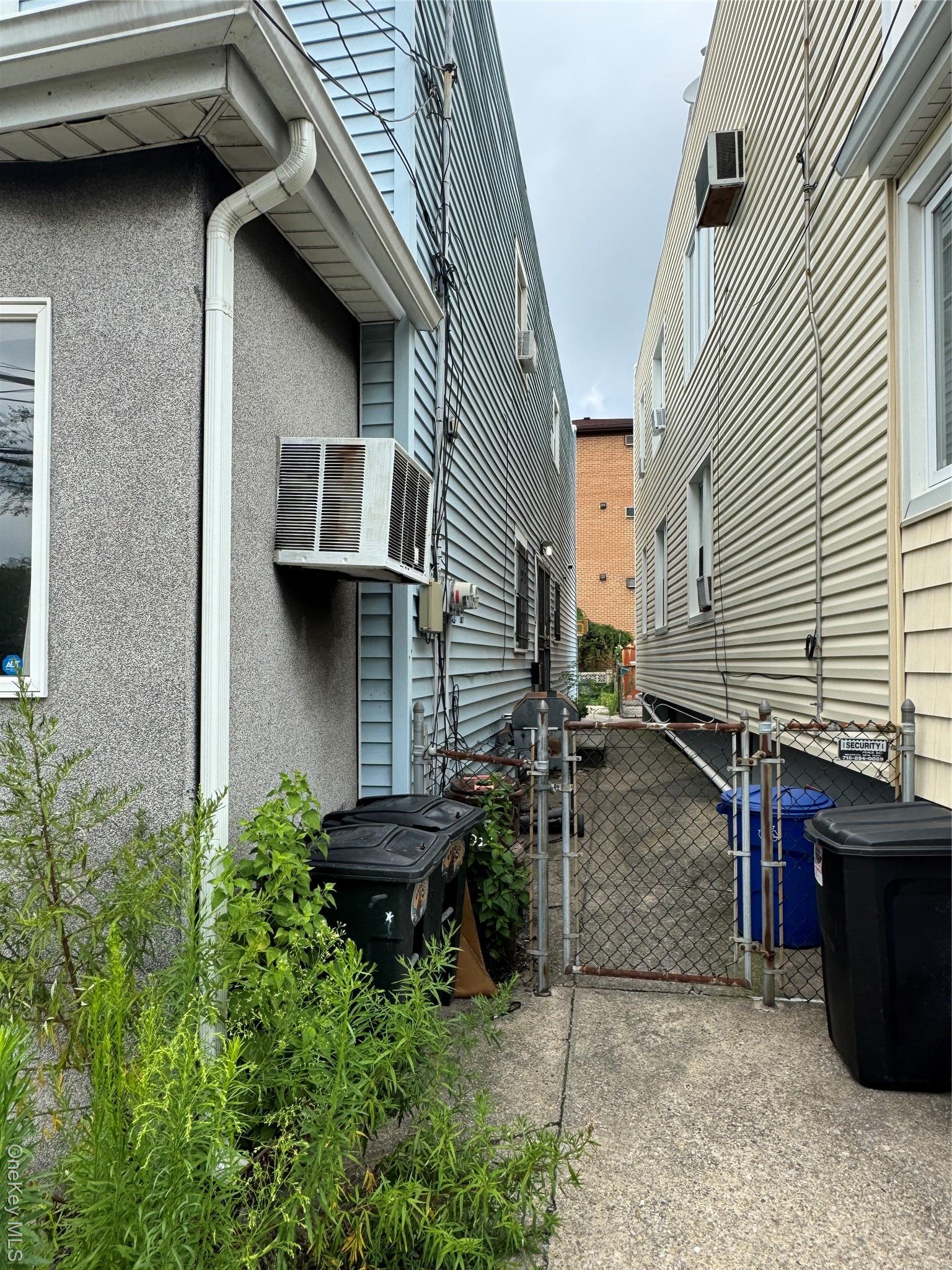 Single Family Borden Queens, NY 11378, MLS-893240-3