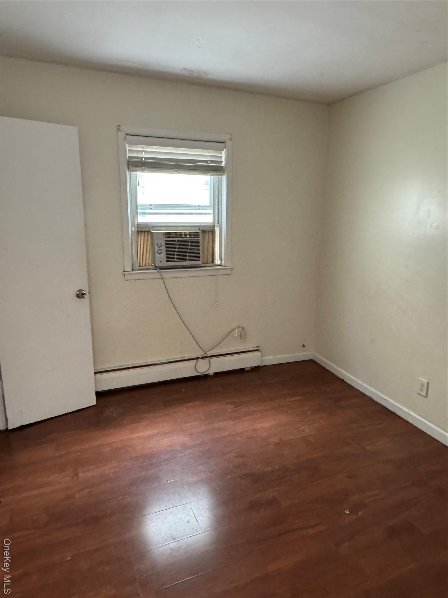 Single Family Borden Queens, NY 11378, MLS-893240-7