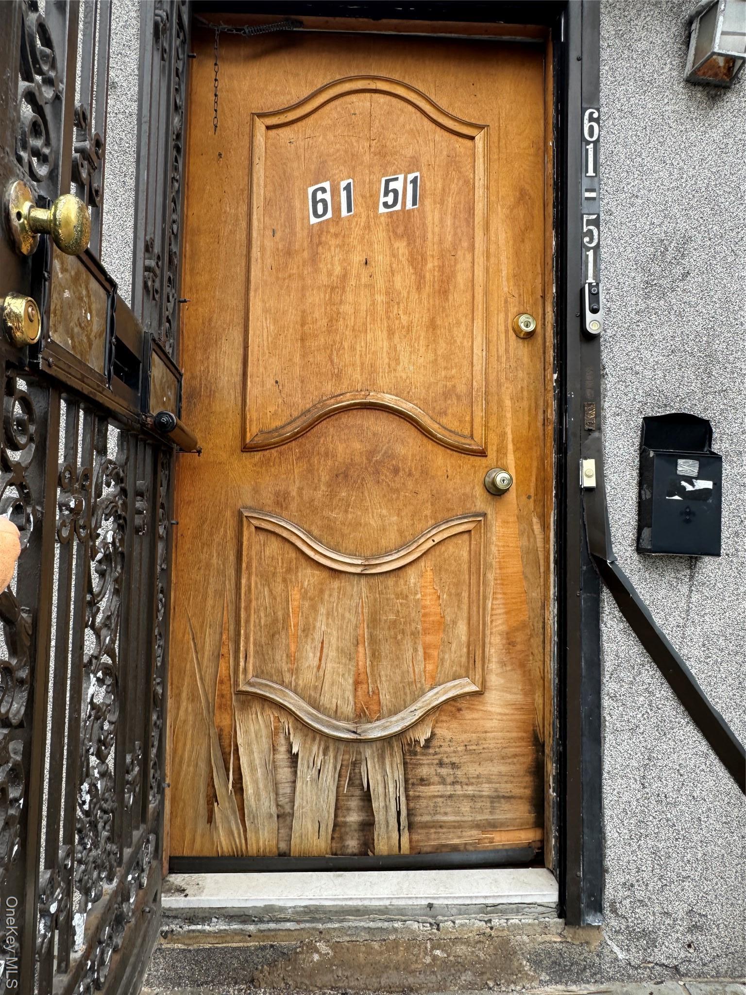 Single Family Borden Queens, NY 11378, MLS-893240-8