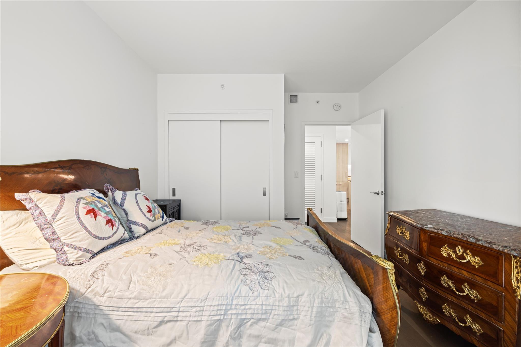 Condo 40  Queens, NY 11354, MLS-893256-17