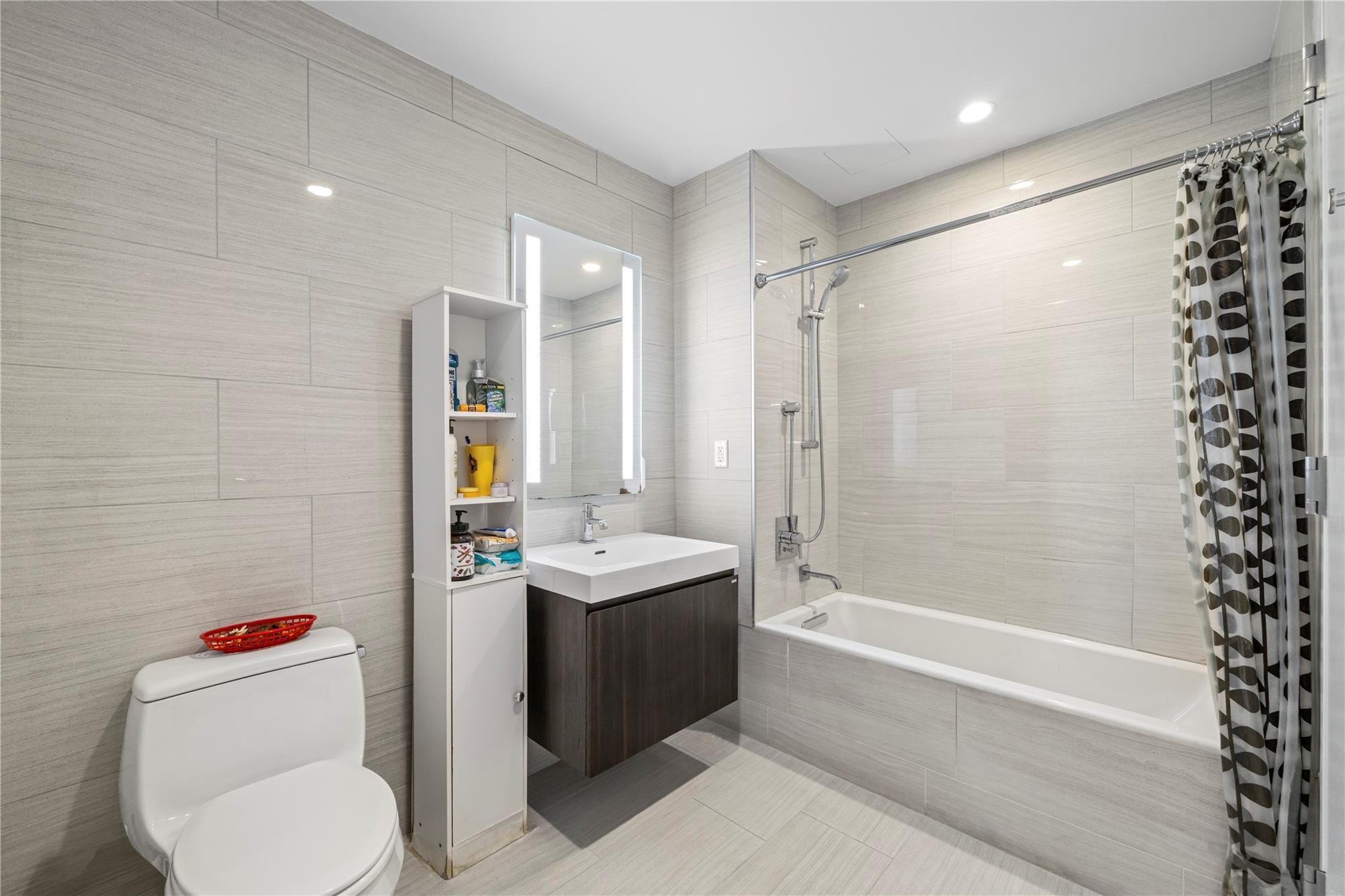 Condo 40  Queens, NY 11354, MLS-893256-22