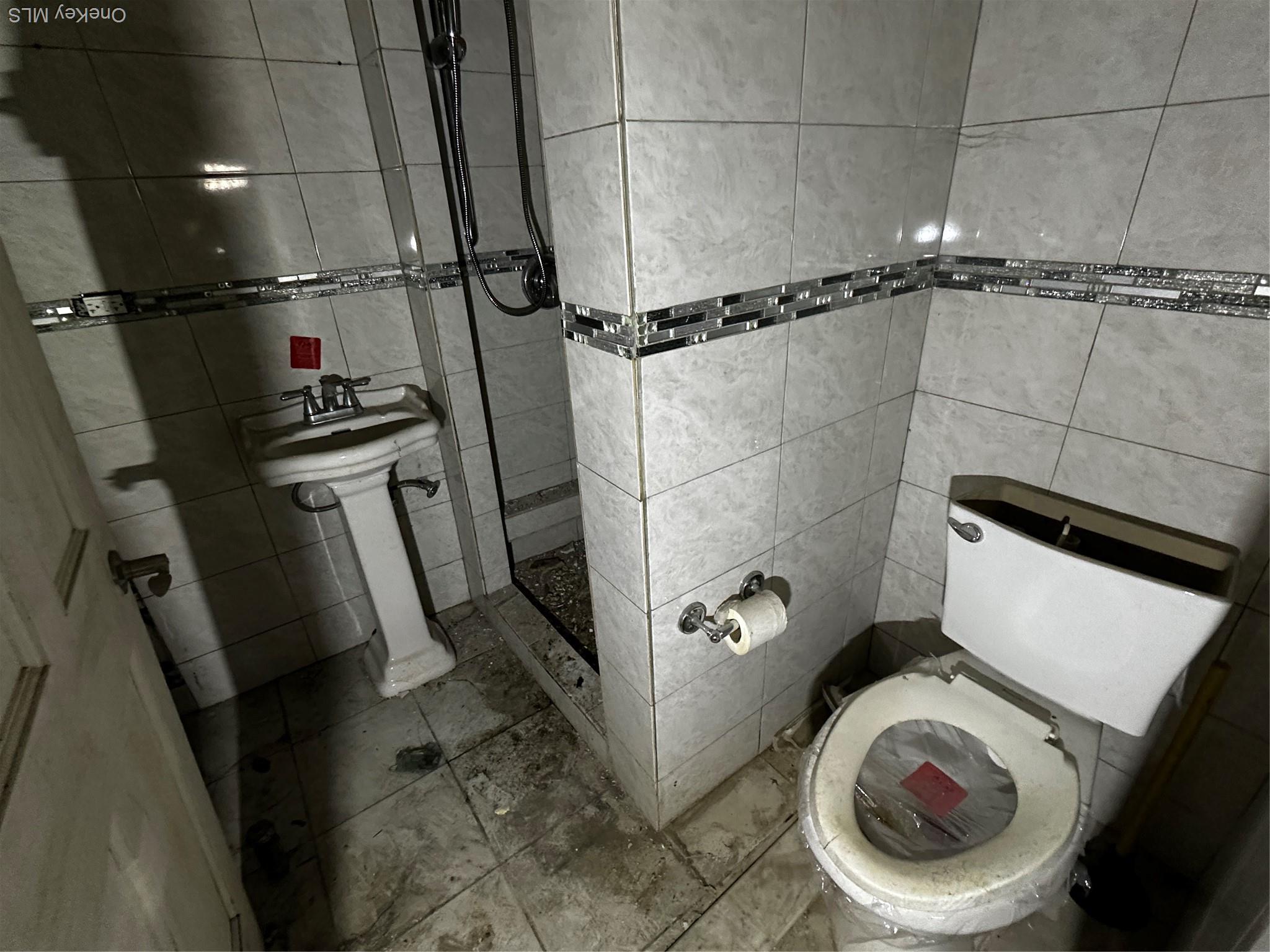 Single Family Beverley  Brooklyn, NY 11226, MLS-893288-10