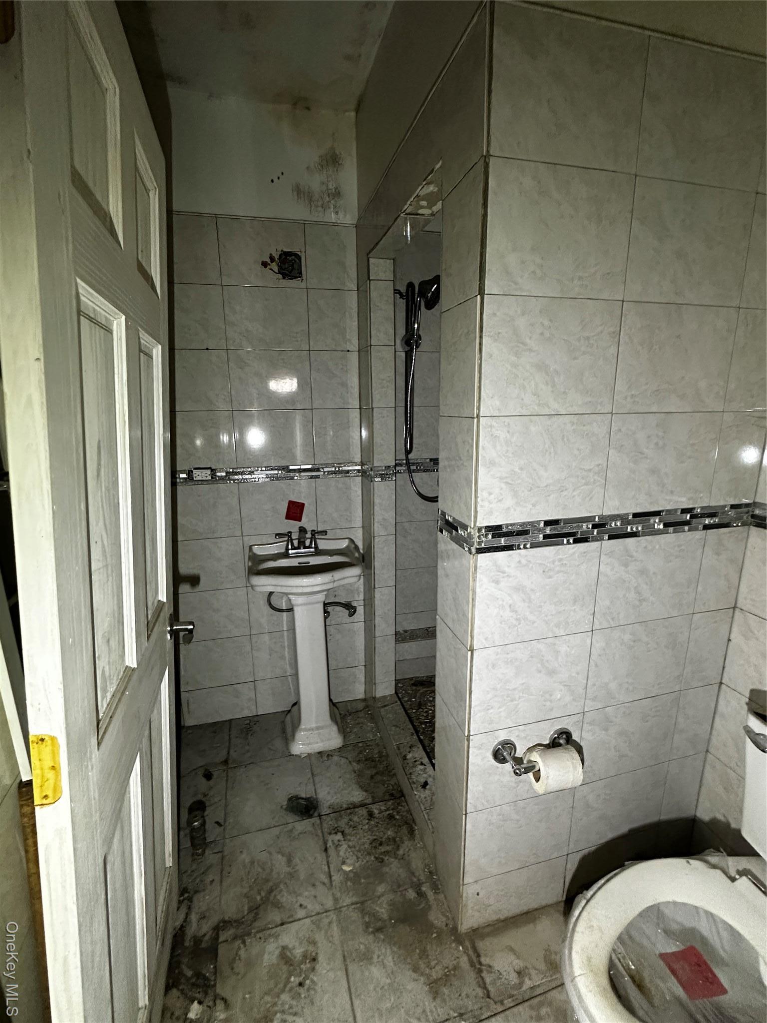 Single Family Beverley  Brooklyn, NY 11226, MLS-893288-18