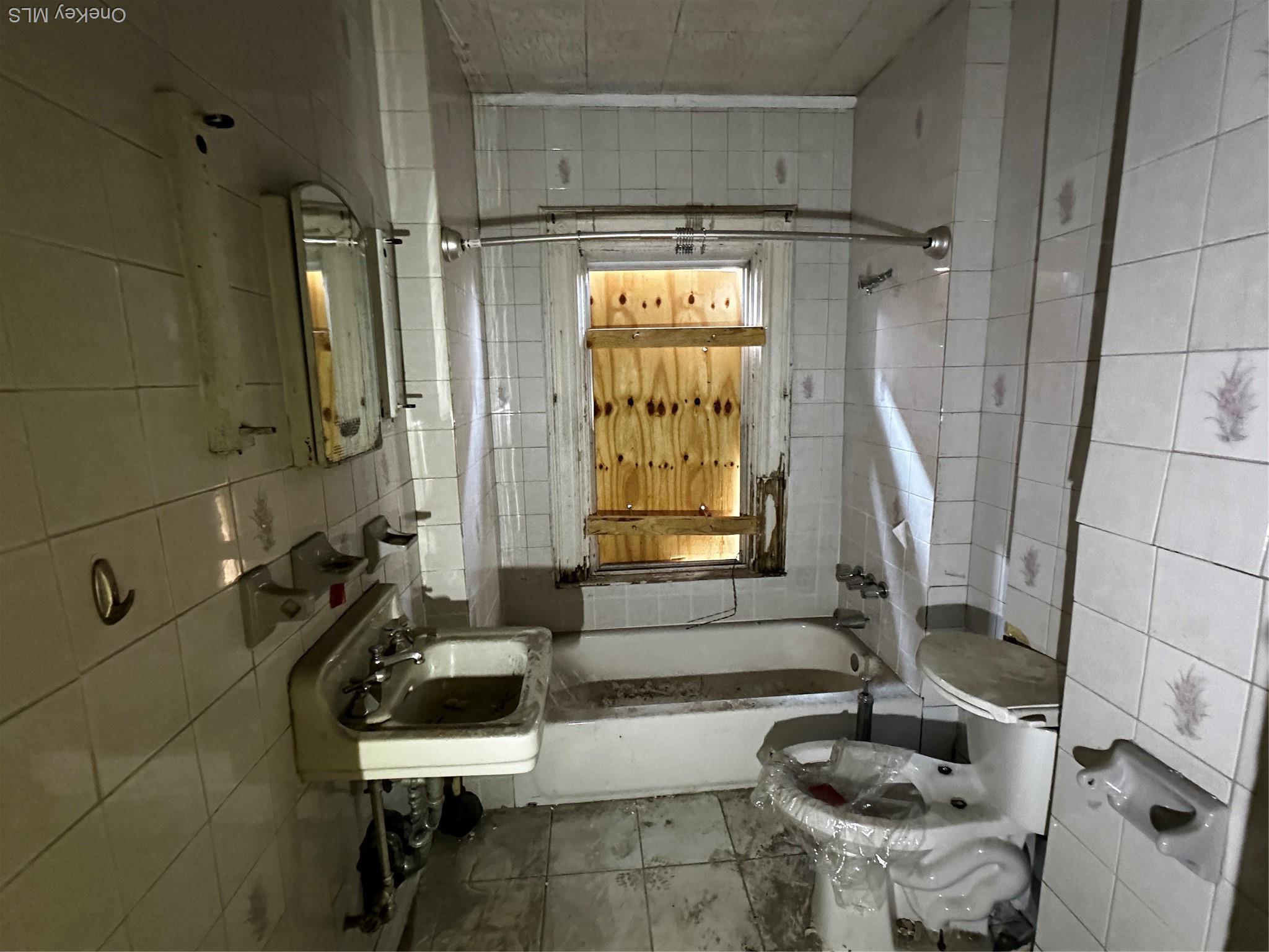 Single Family Beverley  Brooklyn, NY 11226, MLS-893288-19