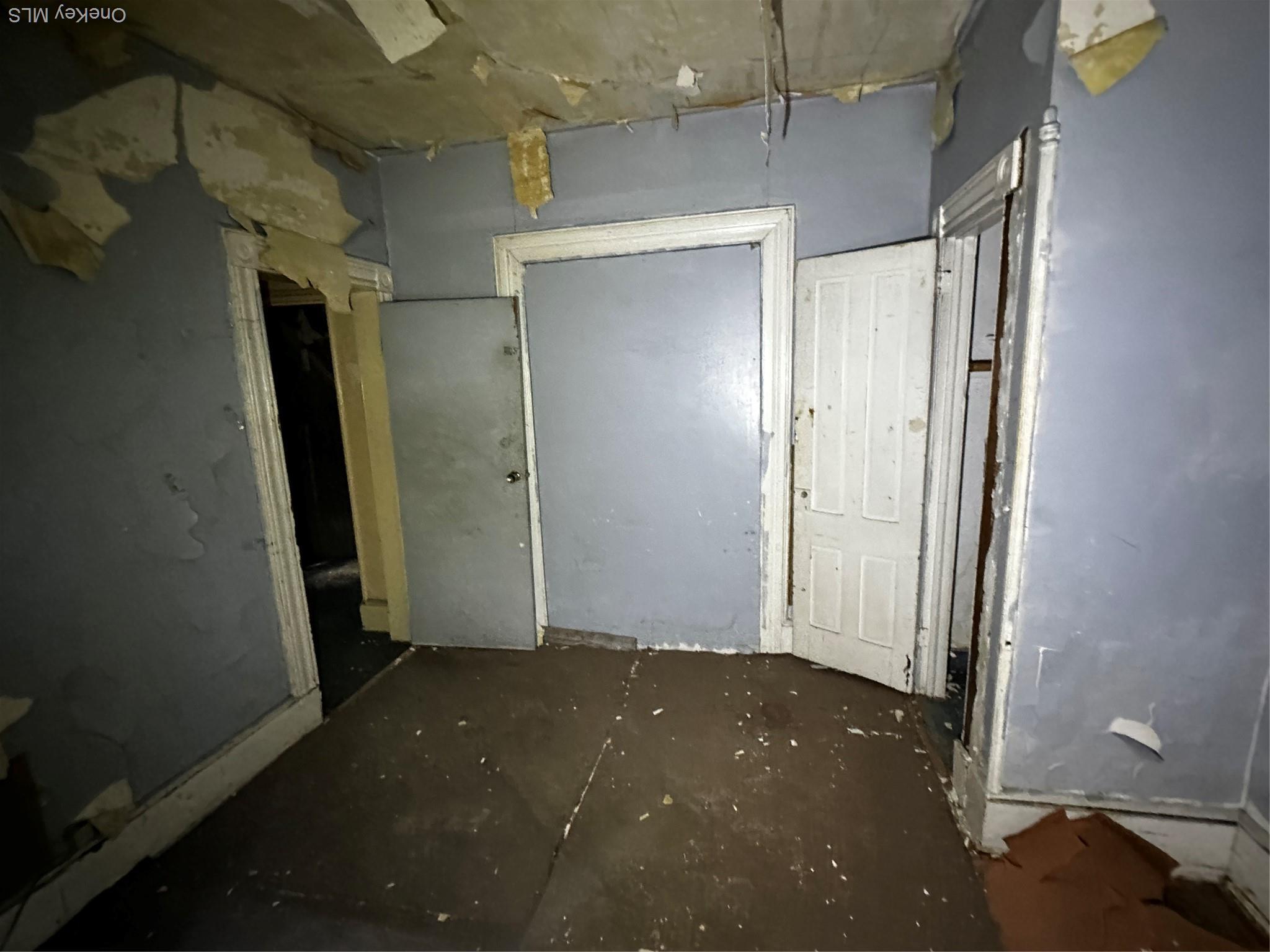 Single Family Beverley  Brooklyn, NY 11226, MLS-893288-22
