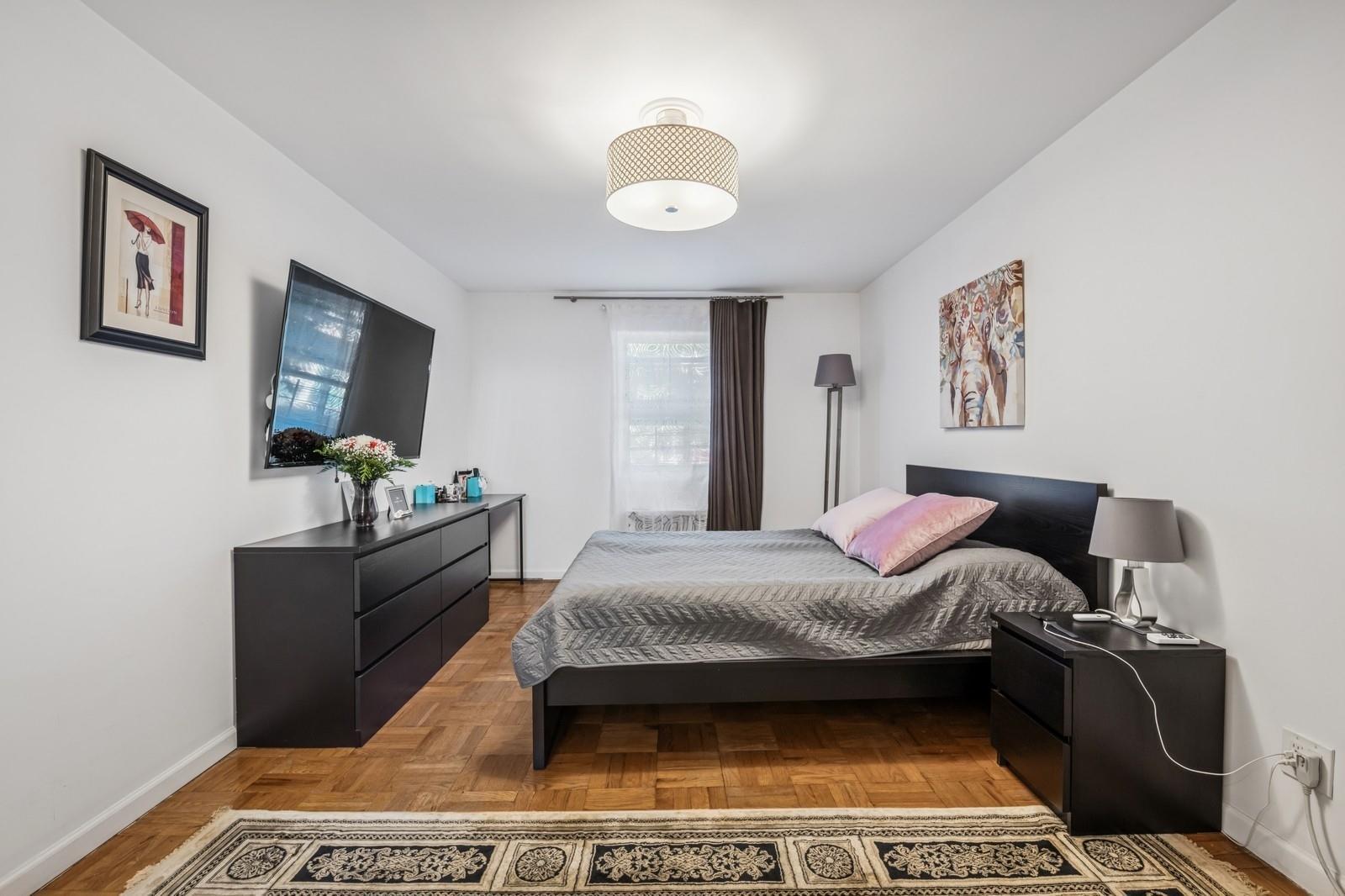 Coop Austin  Queens, NY 11375, MLS-893375-10