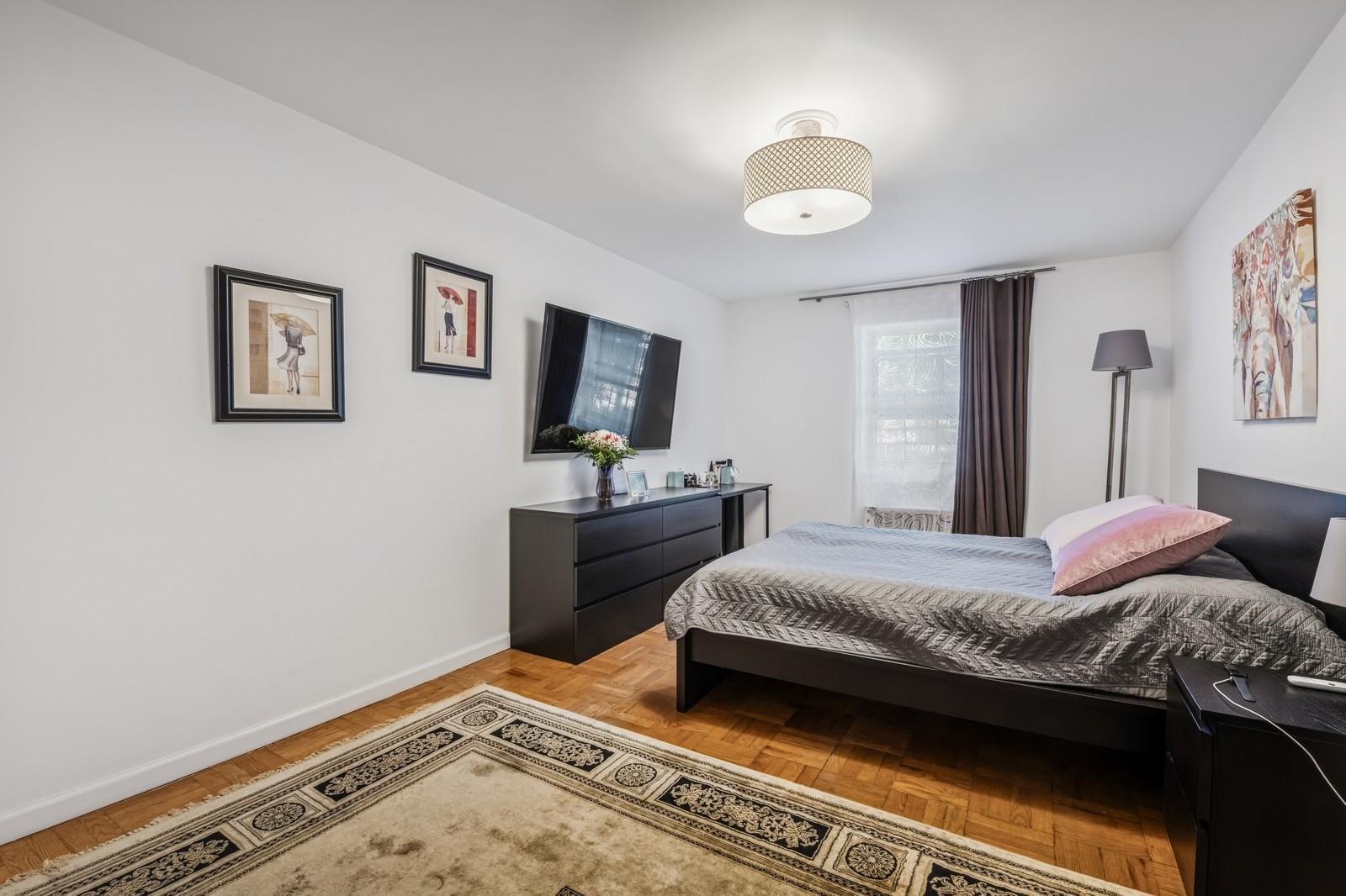 Coop Austin  Queens, NY 11375, MLS-893375-11