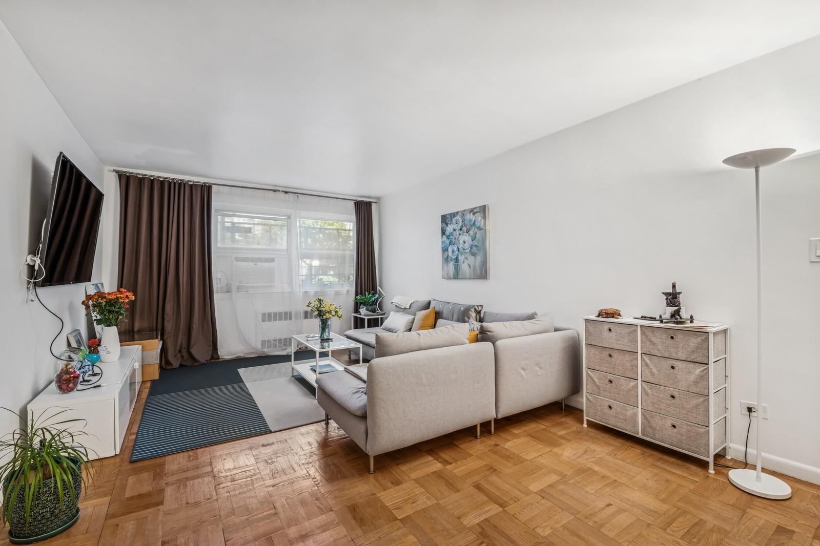 Coop Austin  Queens, NY 11375, MLS-893375-3