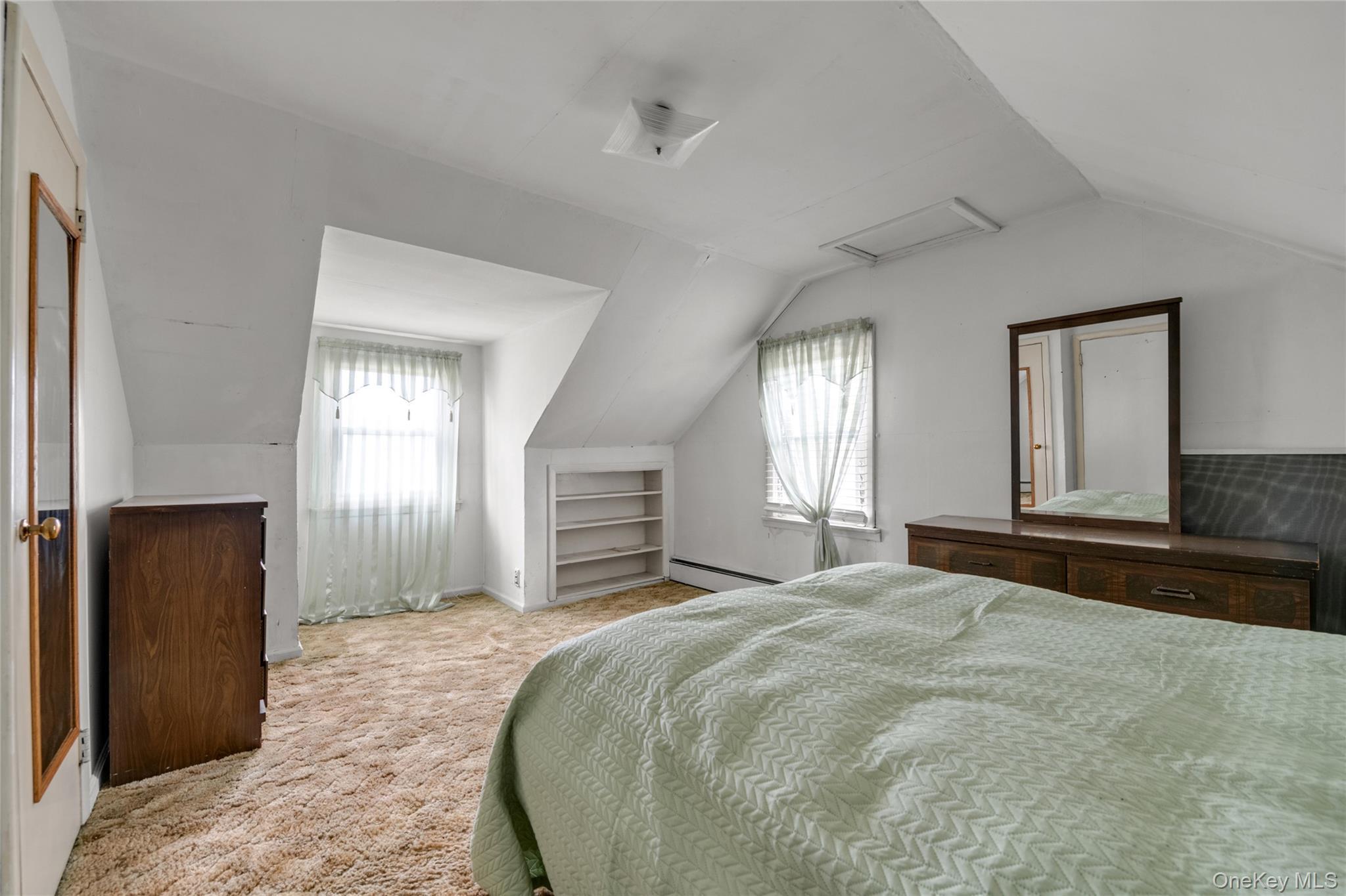 Single Family Heath Nassau County, NY 11550, MLS-893402-14