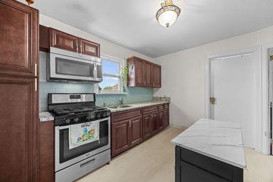 Single Family Morris Park  Bronx, NY 10462, MLS-893512-7