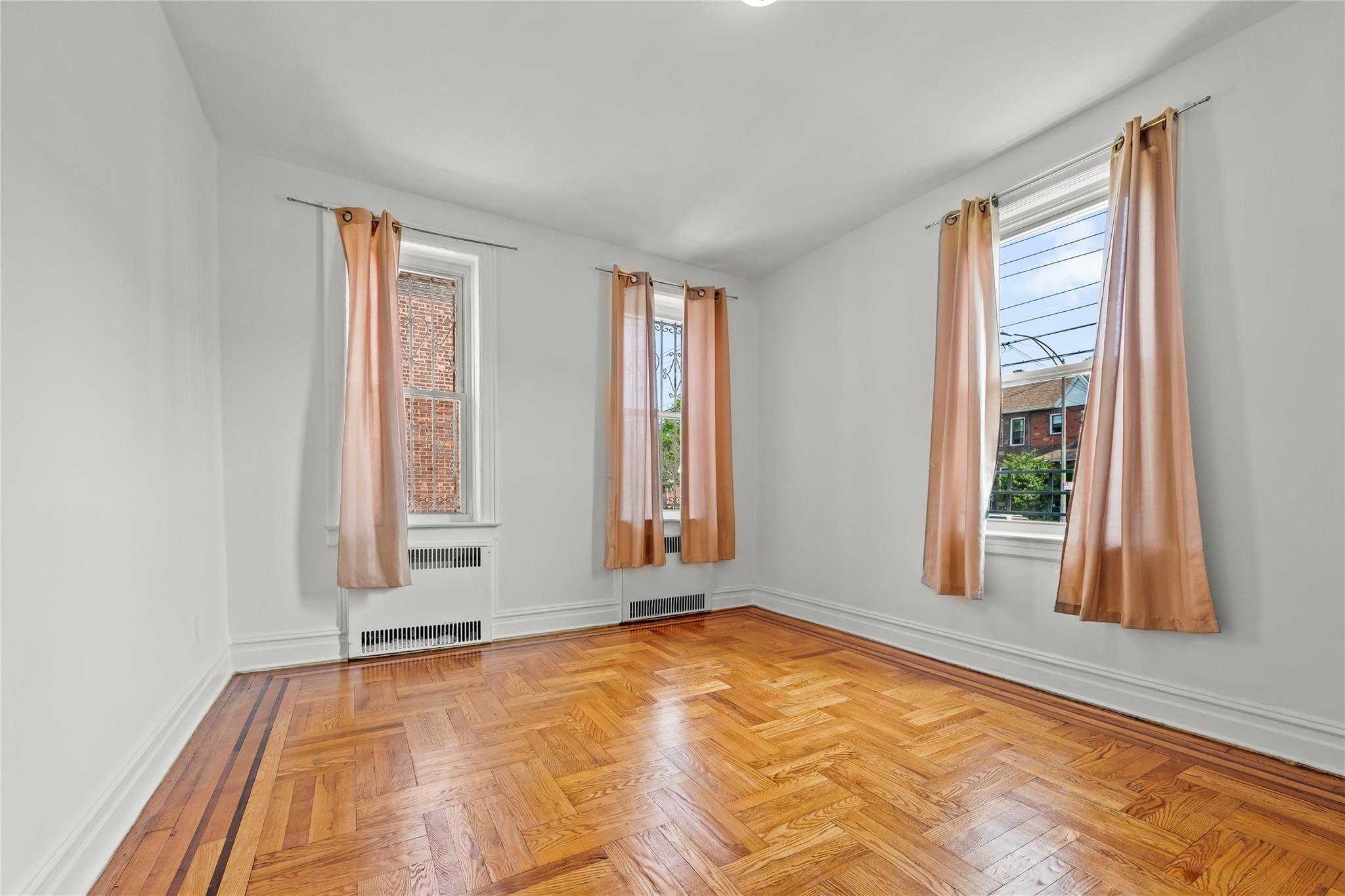 Single Family Brooklyn Brooklyn, NY 11210, MLS-893515-13