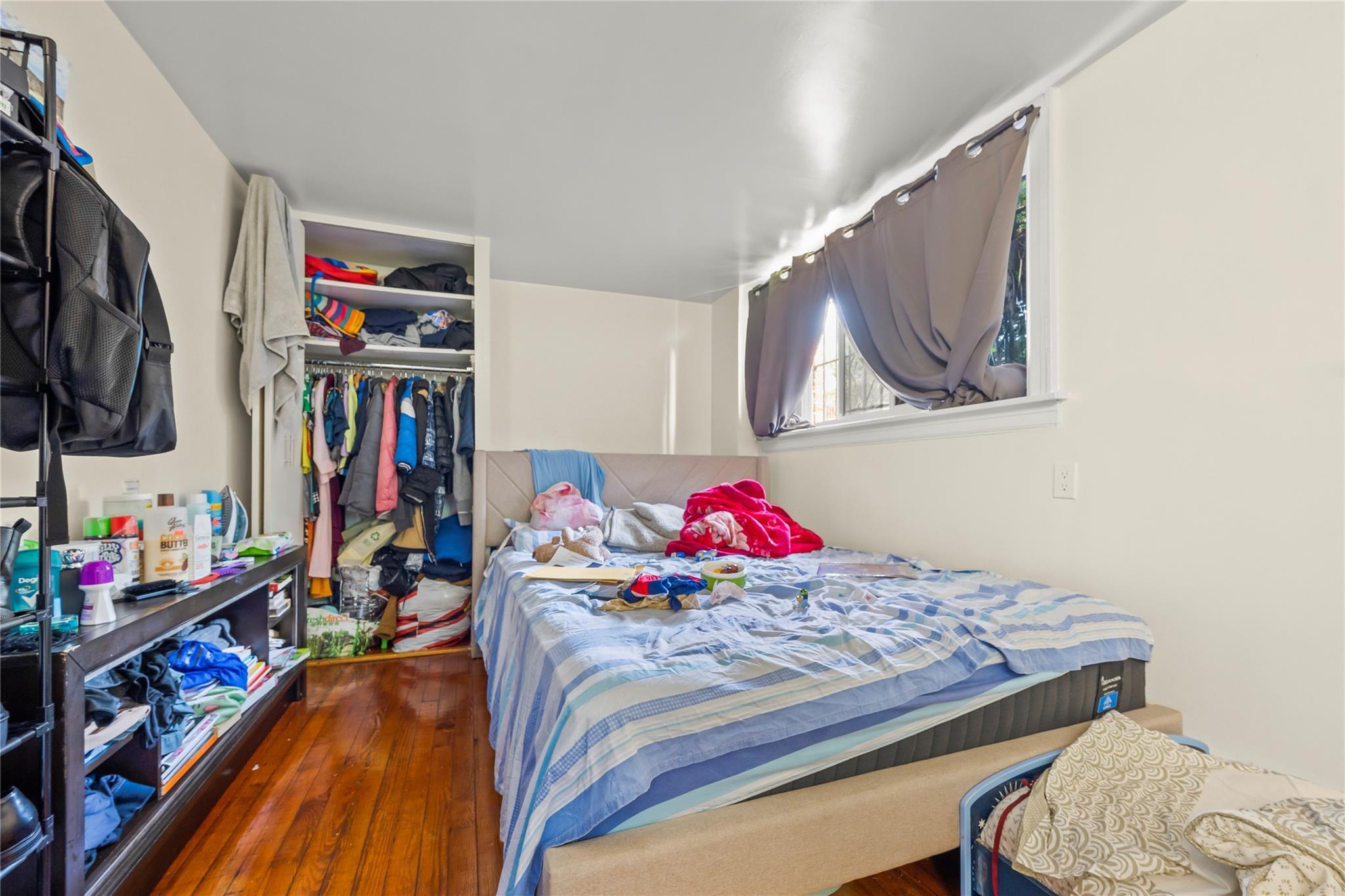 Single Family Brooklyn Brooklyn, NY 11210, MLS-893515-24