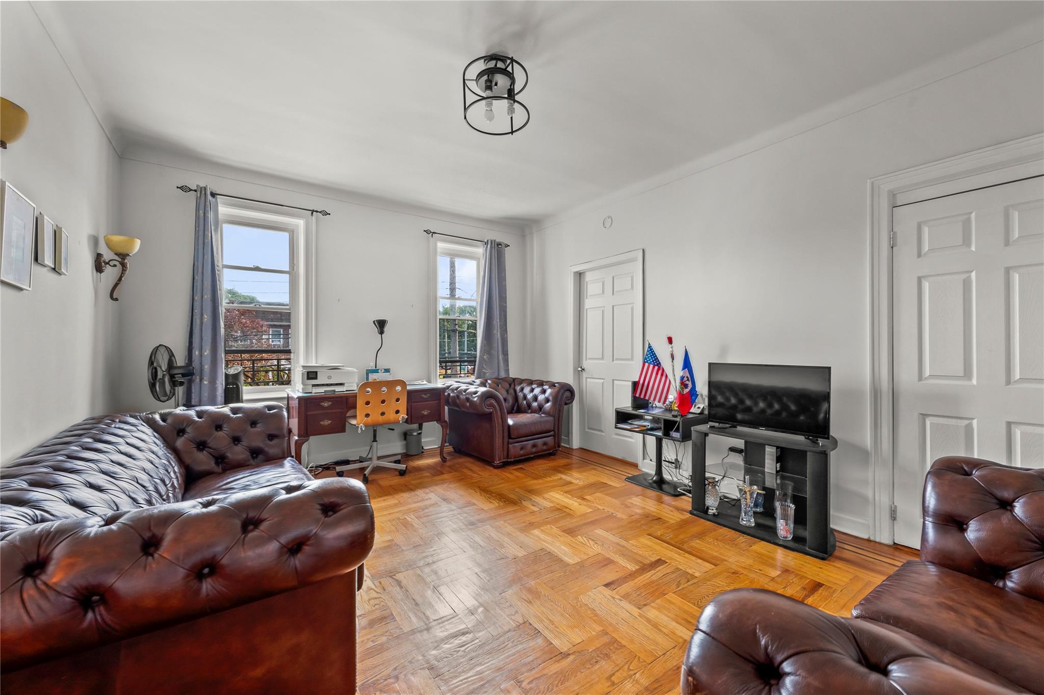 Single Family Brooklyn Brooklyn, NY 11210, MLS-893515-28