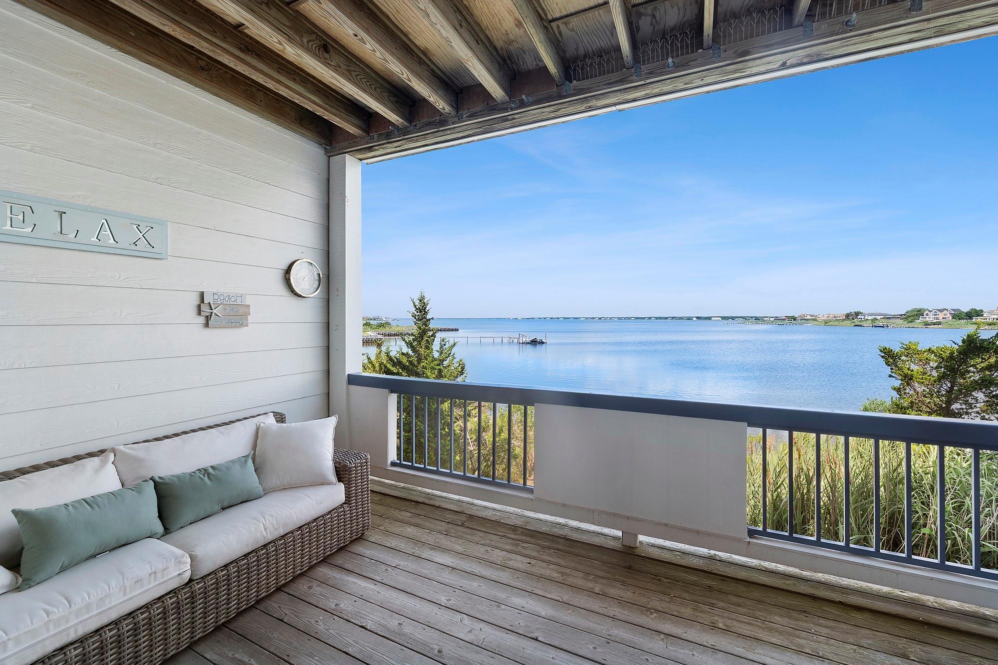 Condo Dune  Suffolk County, NY 11978, MLS-893570-16