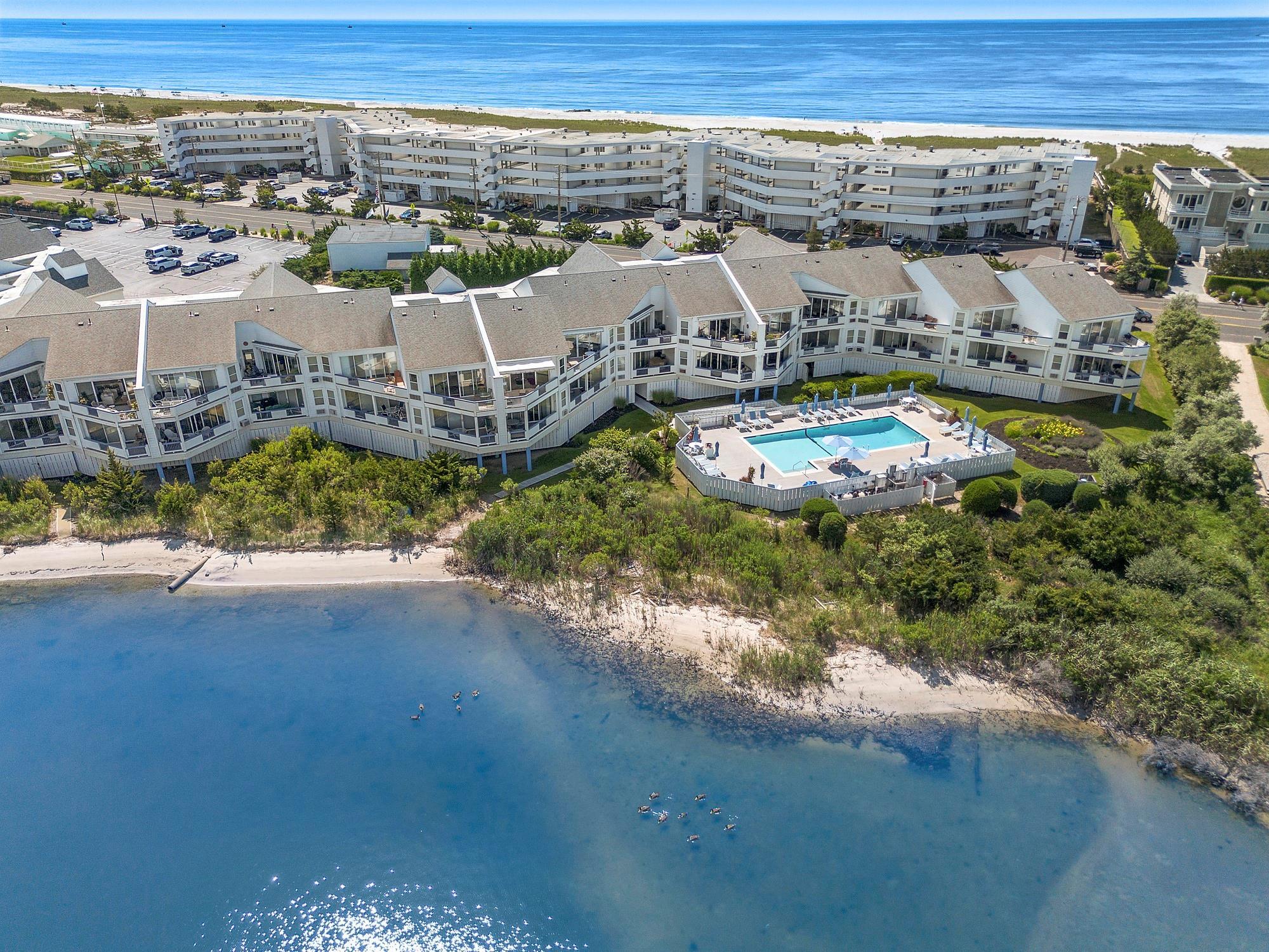 Condo Dune  Suffolk County, NY 11978, MLS-893570-2