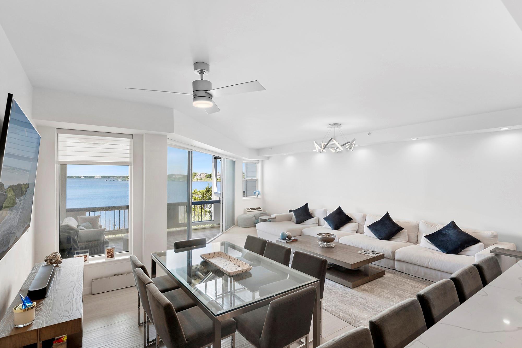 Condo Dune  Suffolk County, NY 11978, MLS-893570-9