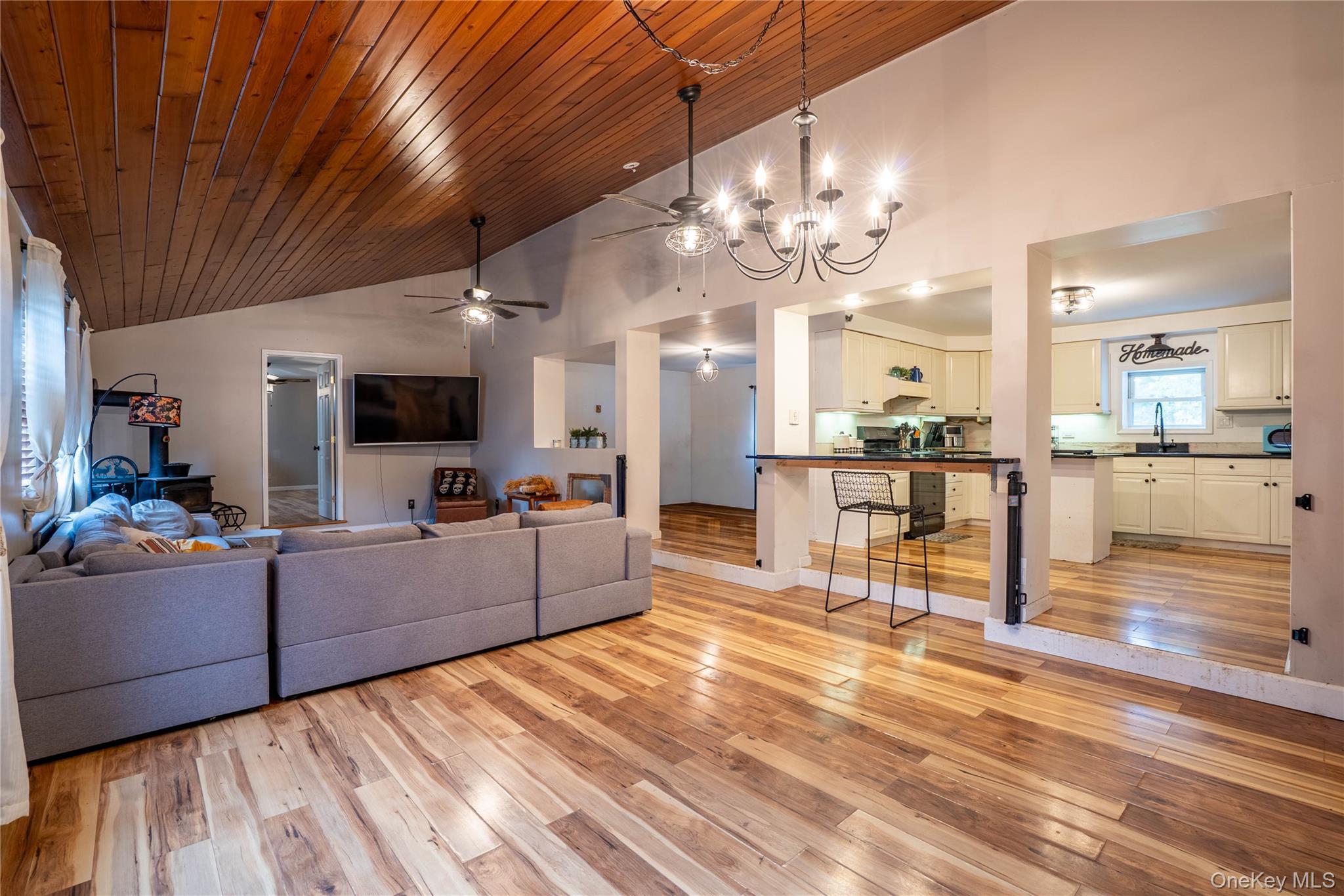 Single Family Edwards Ulster County, NY 12547, MLS-893591-14