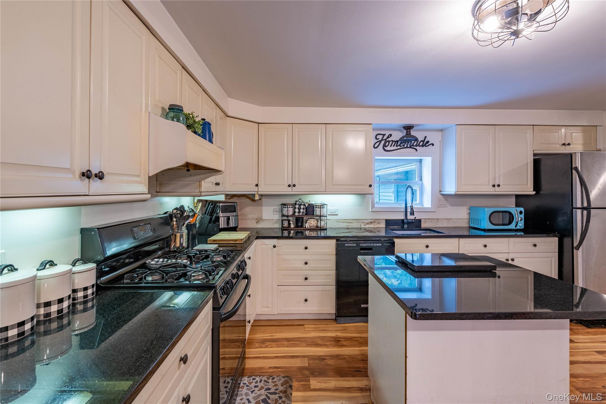 Single Family Edwards Ulster County, NY 12547, MLS-893591-3