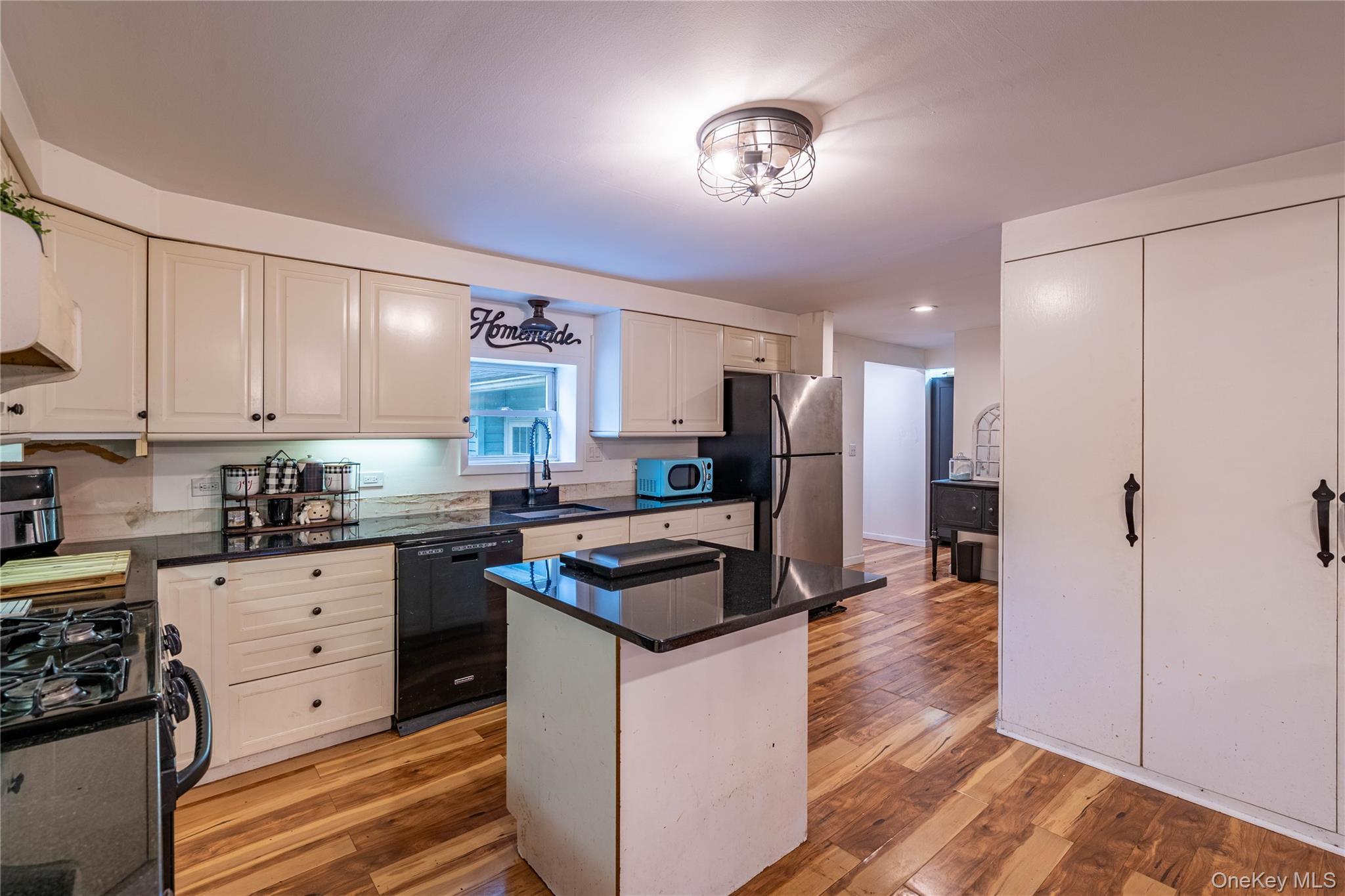 Single Family Edwards Ulster County, NY 12547, MLS-893591-5