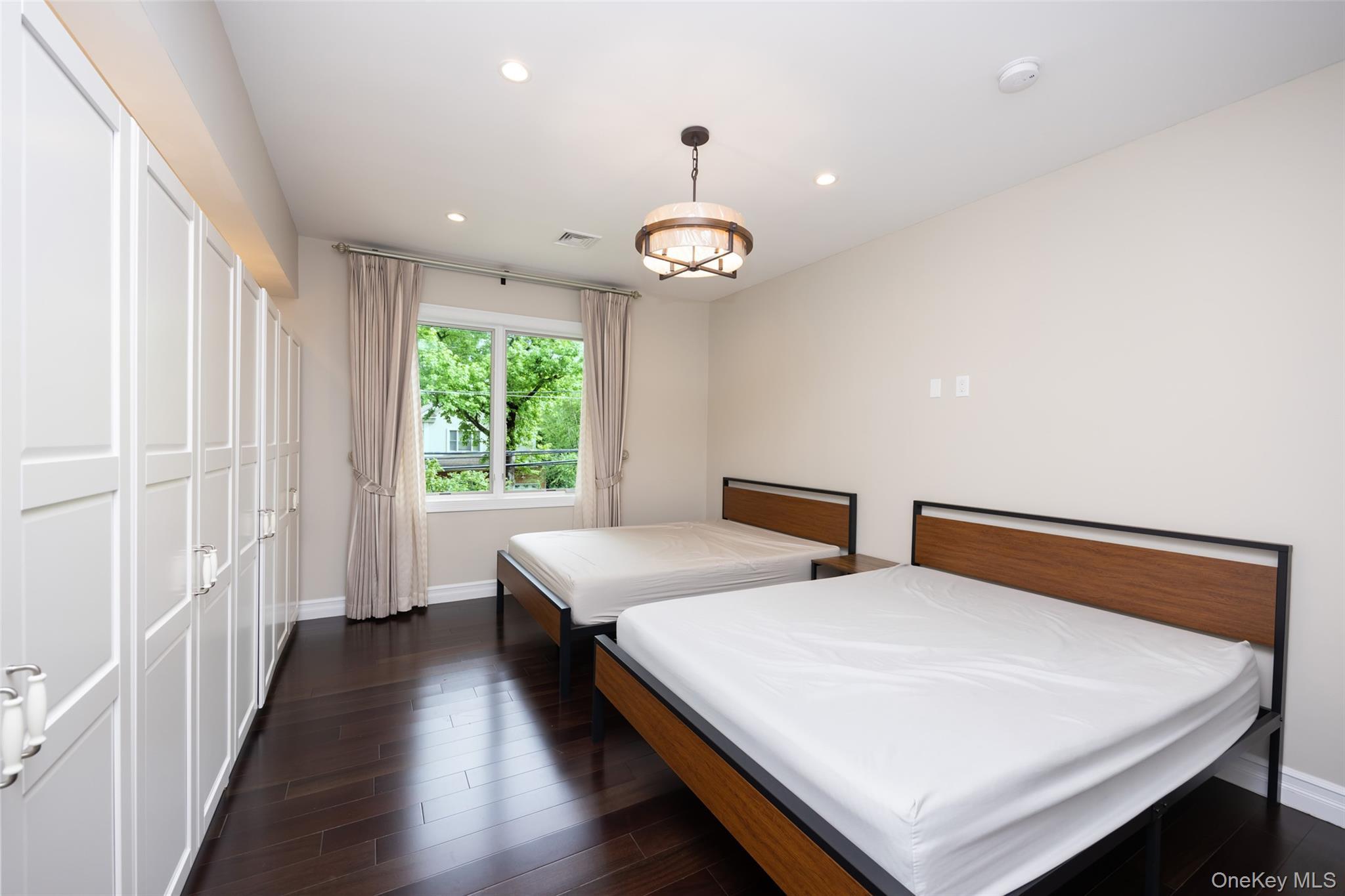 Single Family Baker Hill Nassau County, NY 11023, MLS-893616-18