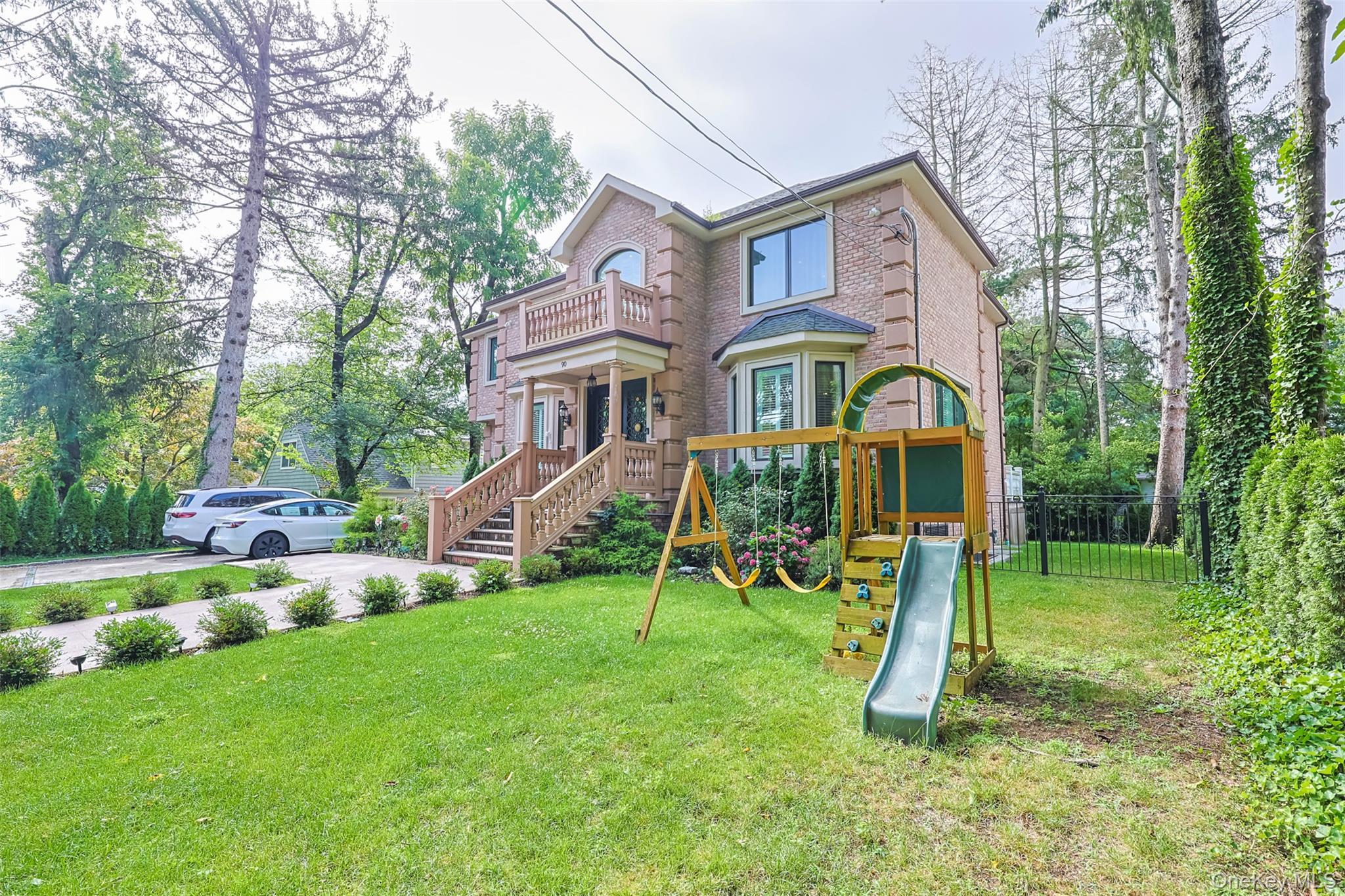 Single Family Baker Hill Nassau County, NY 11023, MLS-893616-2