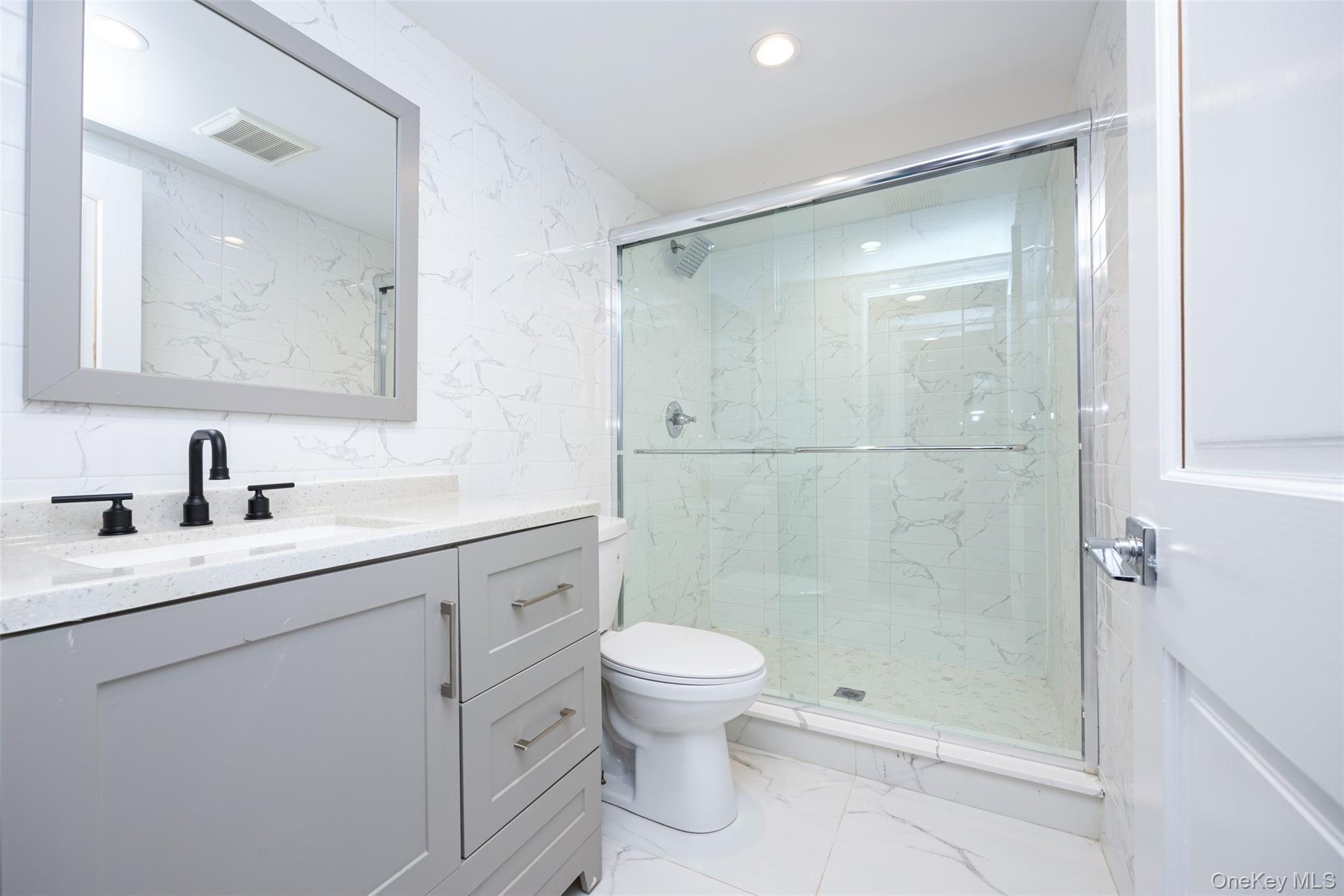 Single Family Baker Hill Nassau County, NY 11023, MLS-893616-24