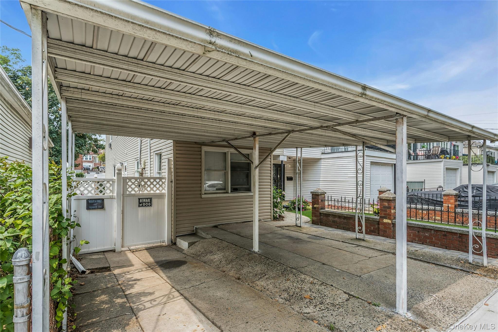 Single Family Hollywood  Bronx, NY 10465, MLS-893629-4