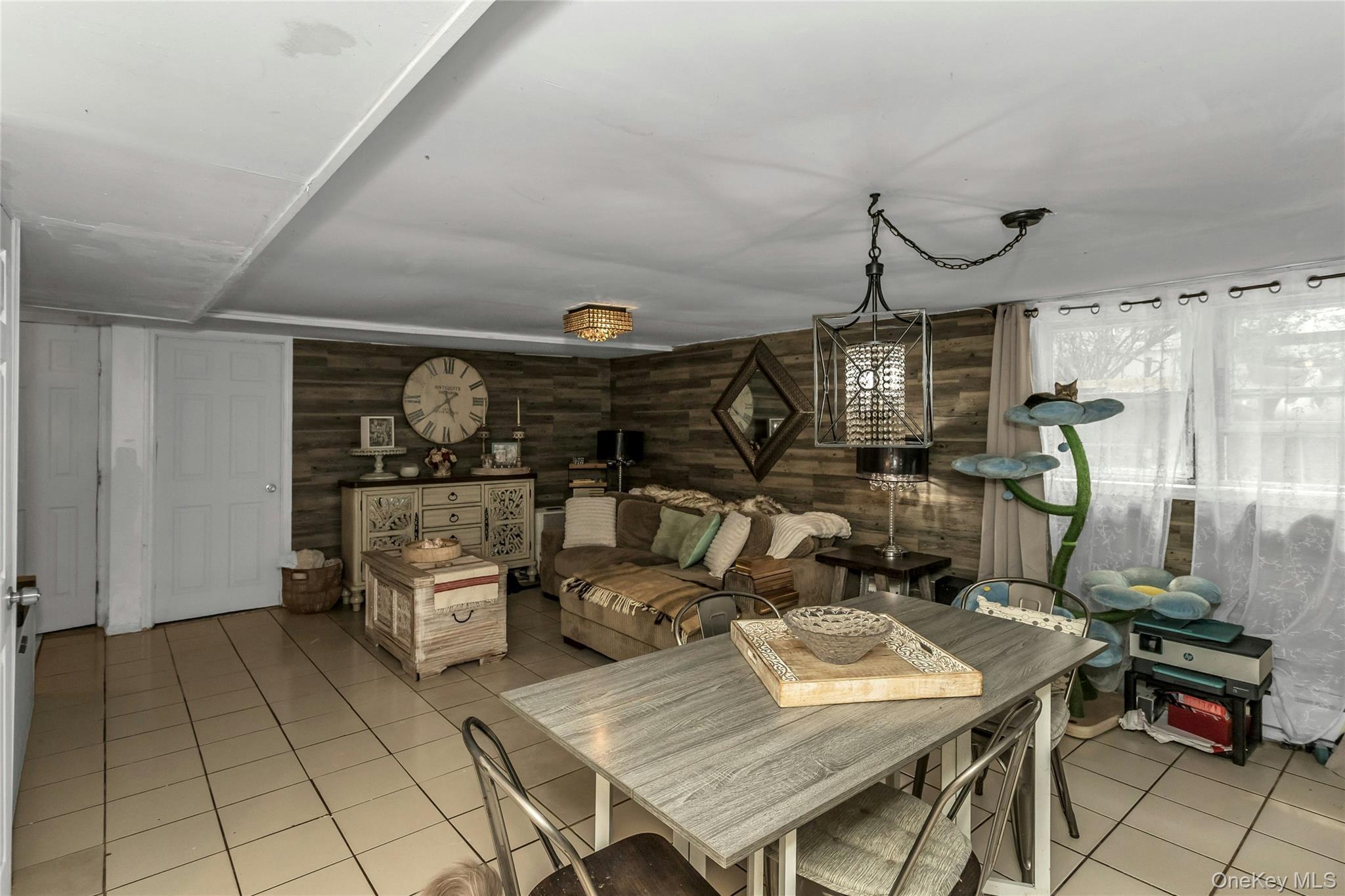 Single Family Hollywood  Bronx, NY 10465, MLS-893629-8