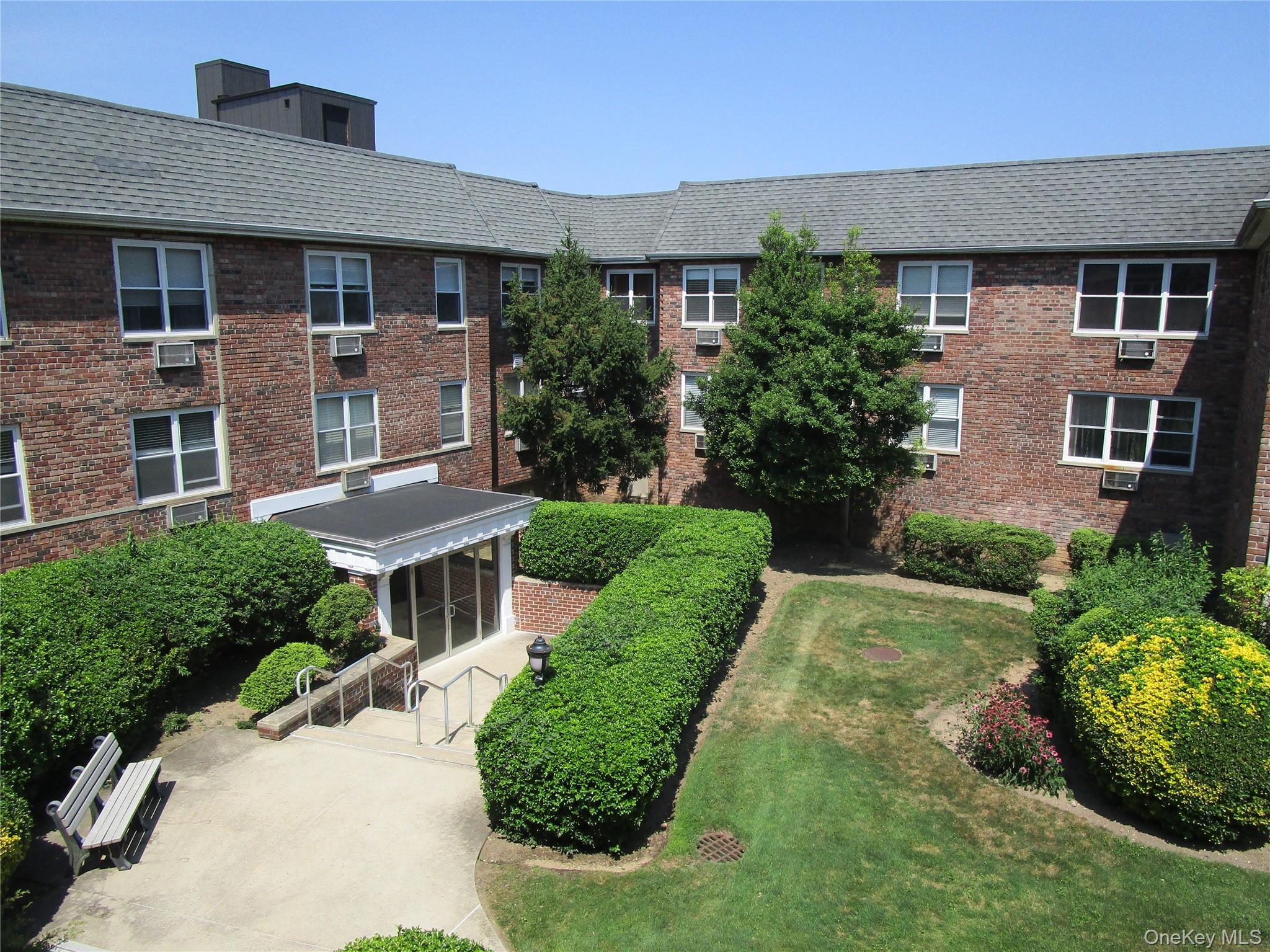 Coop Daley  Nassau County, NY 11563, MLS-893682-19