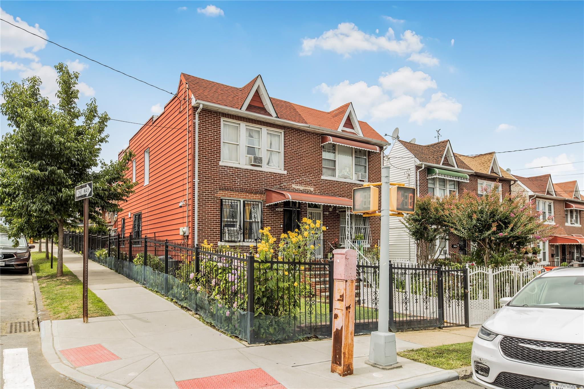 Single Family Paulding  Bronx, NY 10466, MLS-893710-3