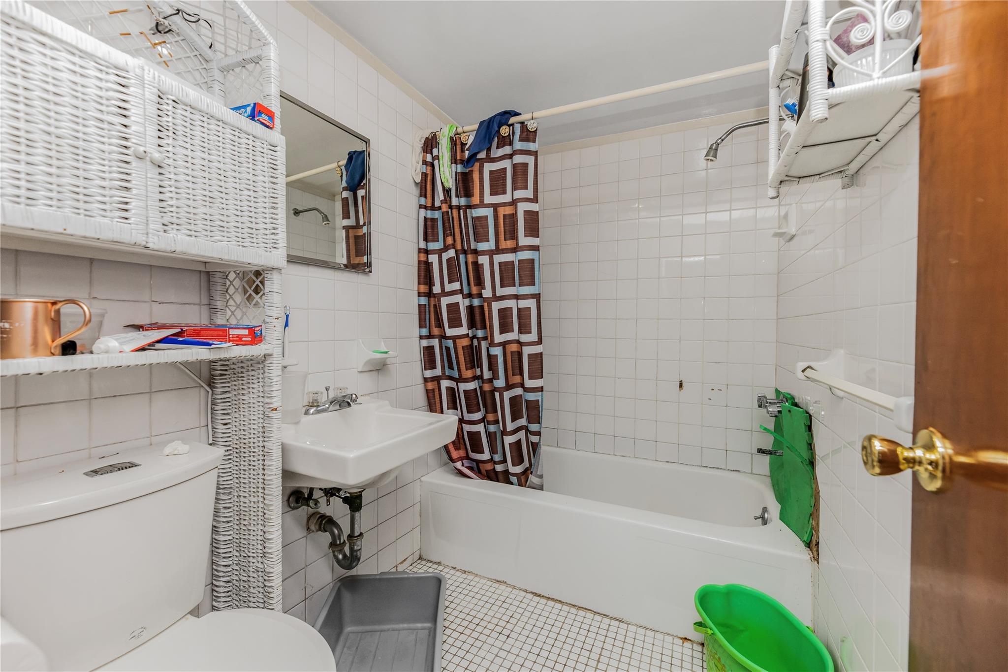 Single Family Paulding  Bronx, NY 10466, MLS-893710-31