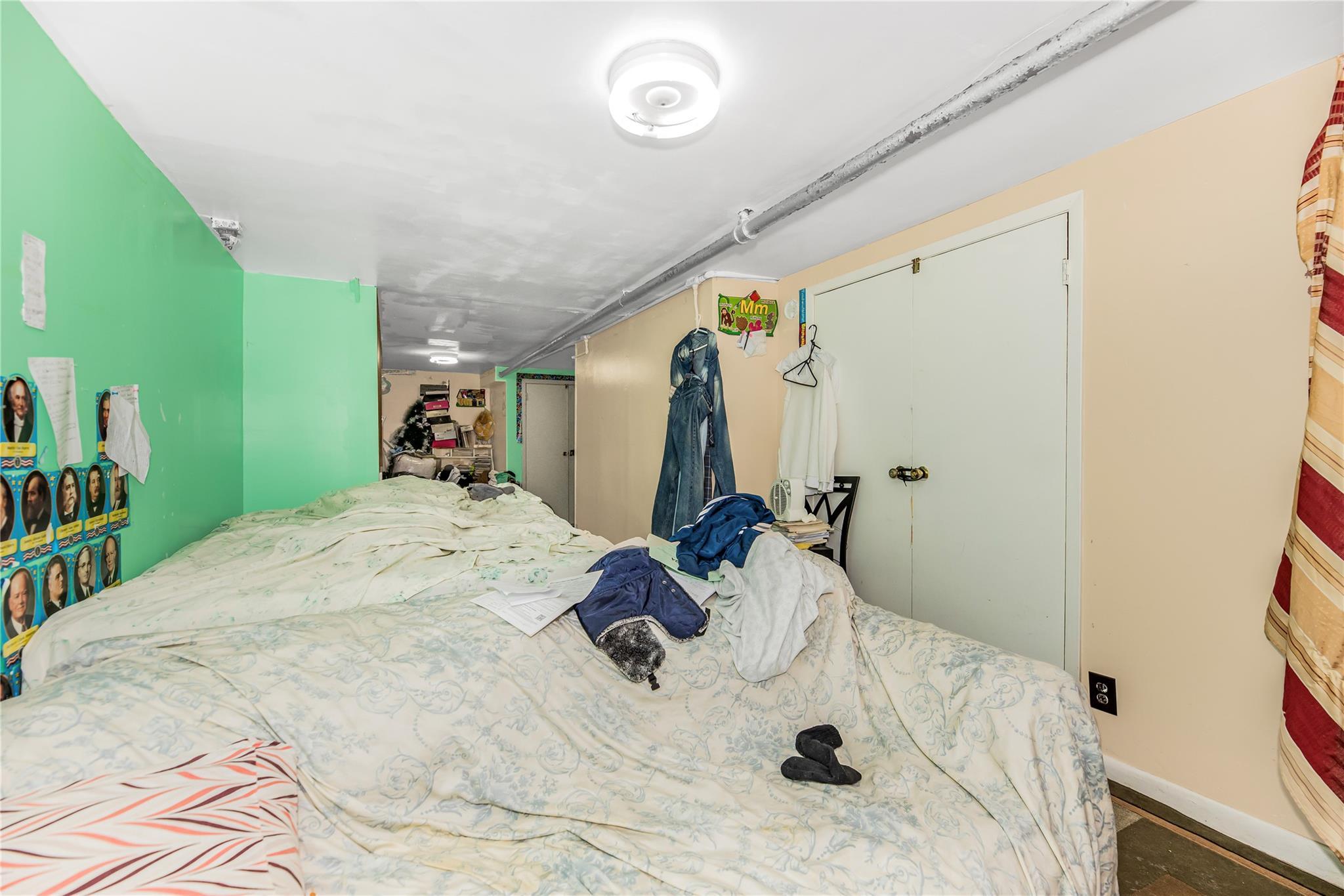Single Family Paulding  Bronx, NY 10466, MLS-893710-33