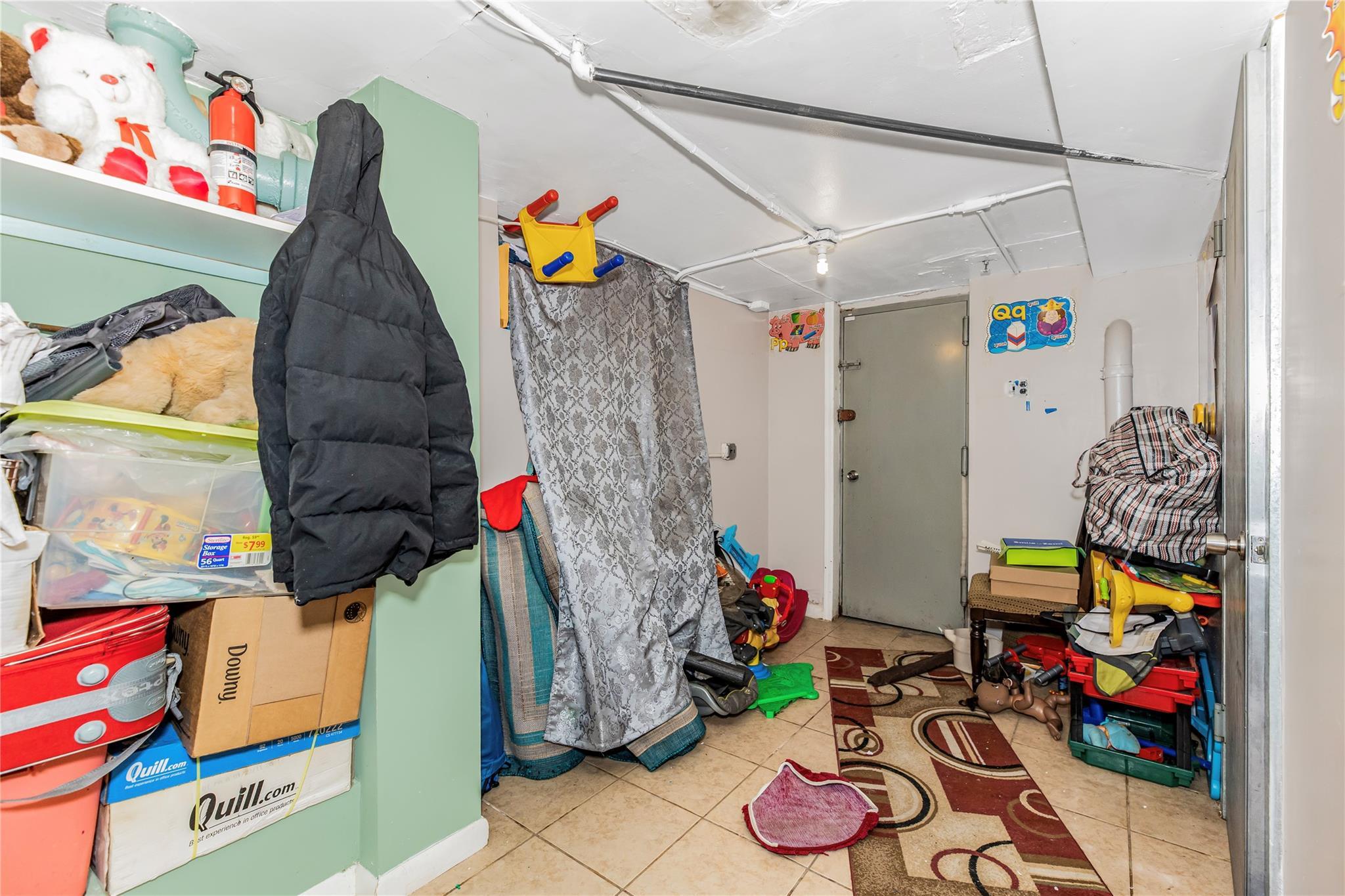 Single Family Paulding  Bronx, NY 10466, MLS-893710-35