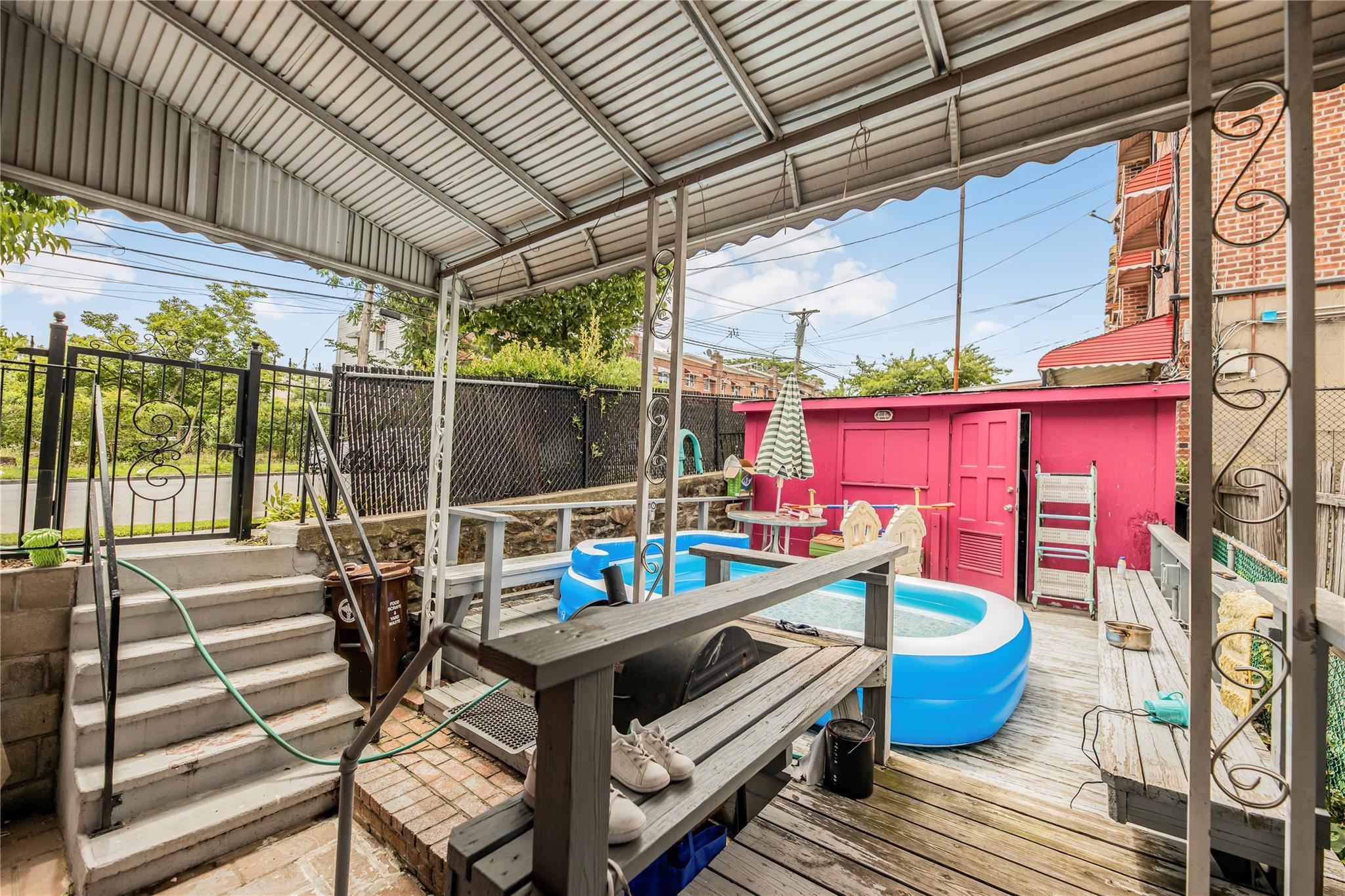 Single Family Paulding  Bronx, NY 10466, MLS-893710-6