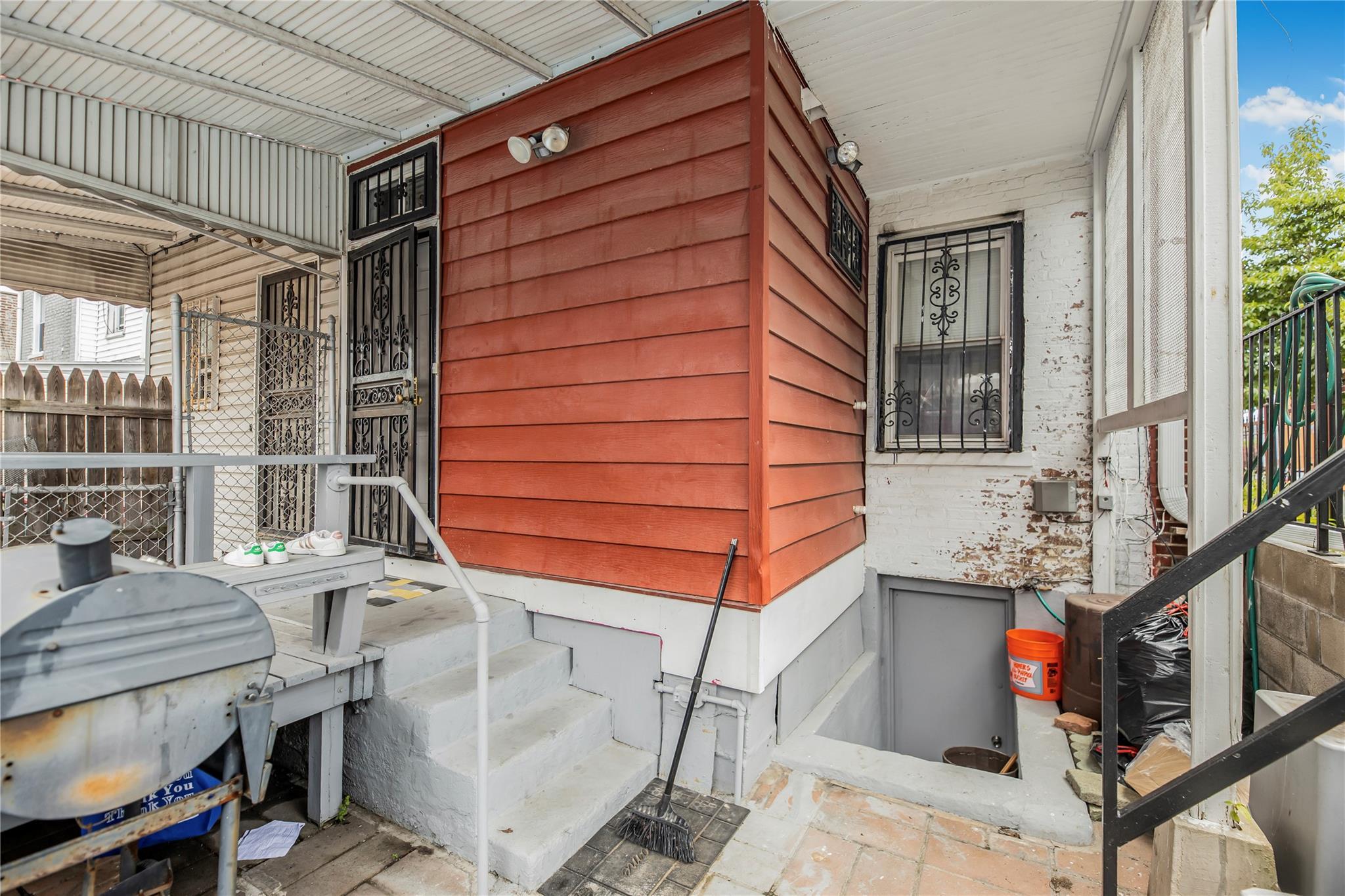 Single Family Paulding  Bronx, NY 10466, MLS-893710-8