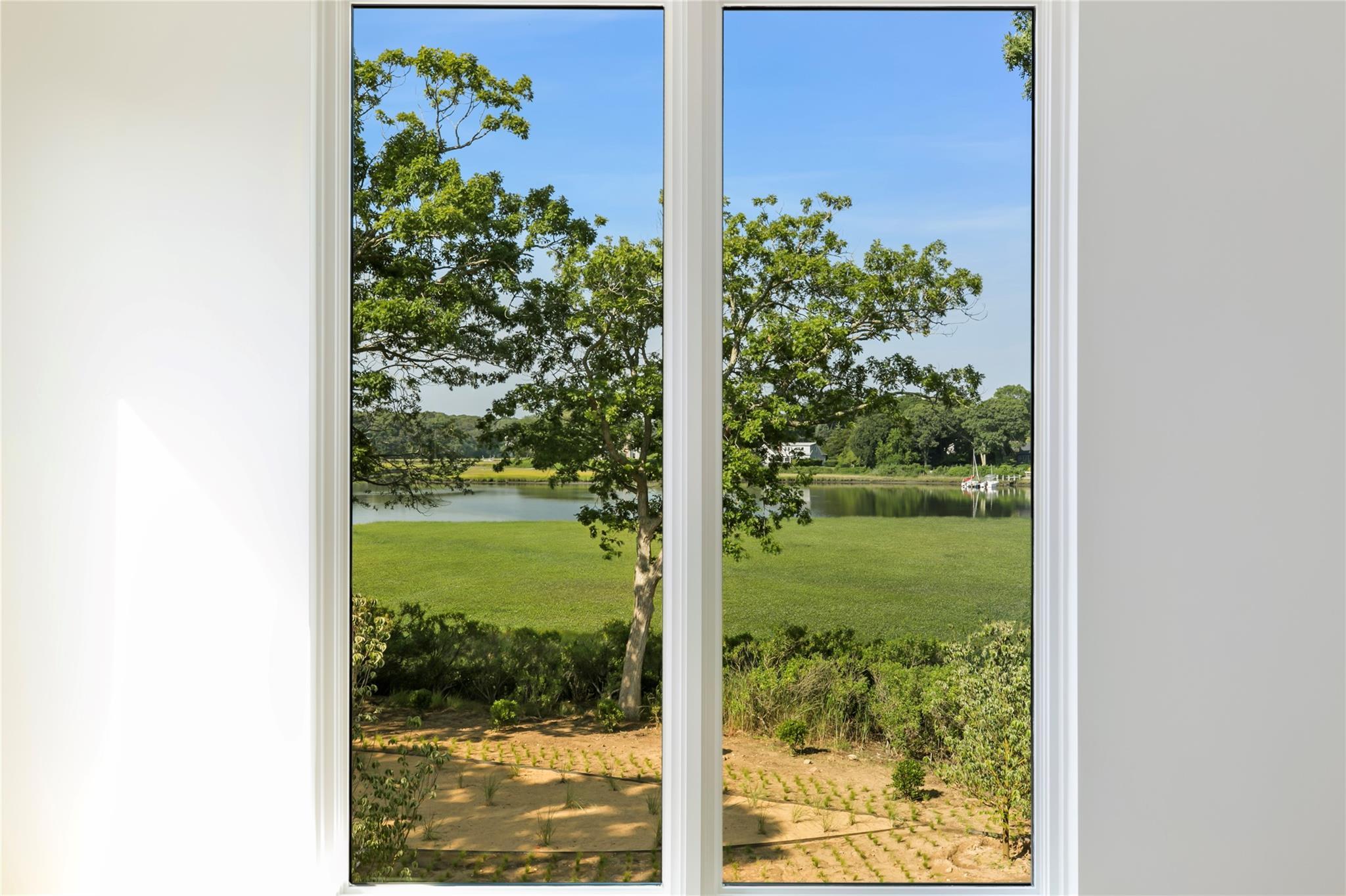 Single Family Skunk Suffolk County, NY 11935, MLS-893733-16