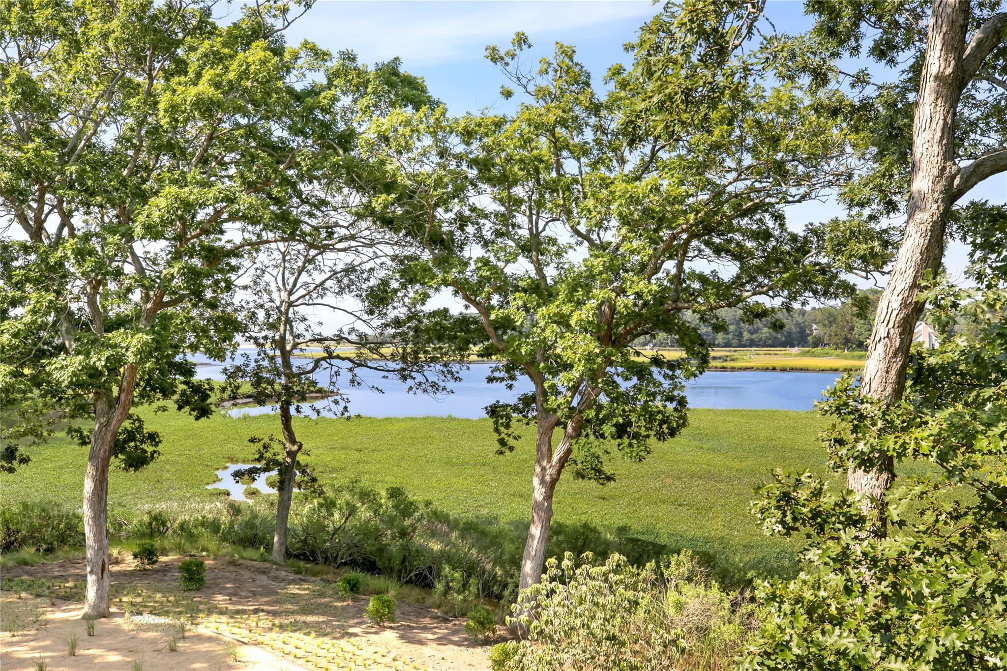 Single Family Skunk Suffolk County, NY 11935, MLS-893733-18