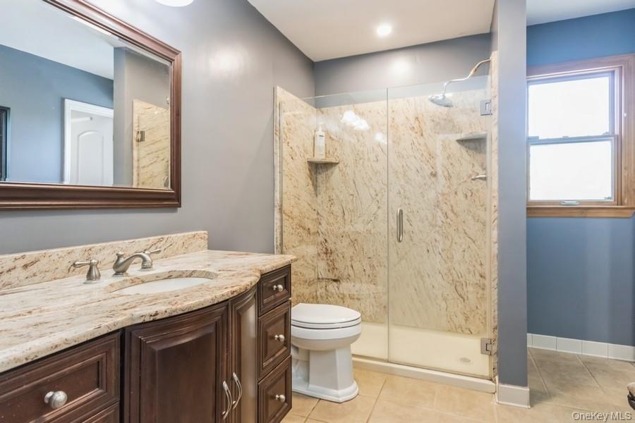 Single Family Applesauce Dutchess County, NY 12590, MLS-893740-16