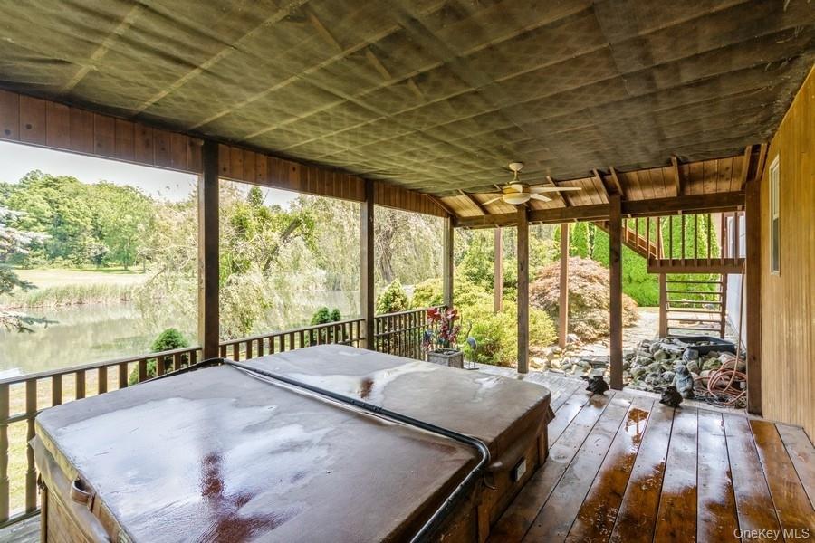 Single Family Applesauce Dutchess County, NY 12590, MLS-893740-23