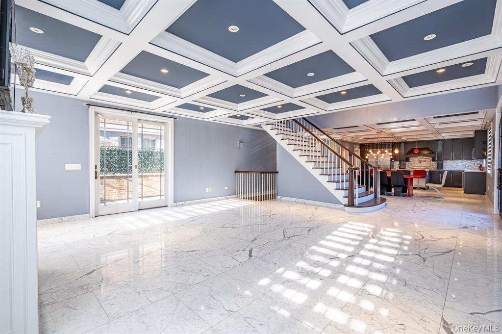 Single Family Tomlinson  Bronx, NY 10461, MLS-893741-10