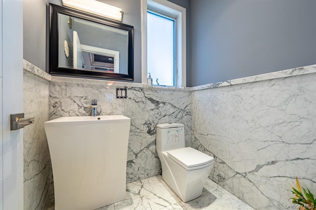 Single Family Tomlinson  Bronx, NY 10461, MLS-893741-11
