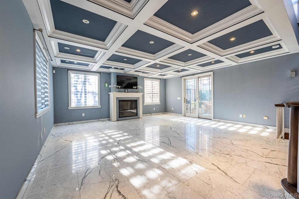 Single Family Tomlinson  Bronx, NY 10461, MLS-893741-7