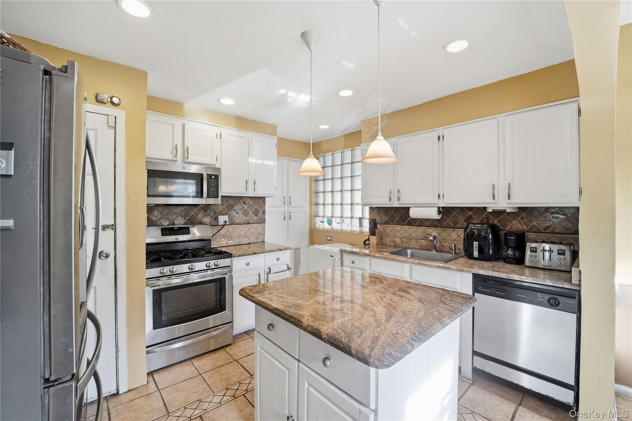 Single Family Park Hill  Westchester County, NY 10705, MLS-893744-15