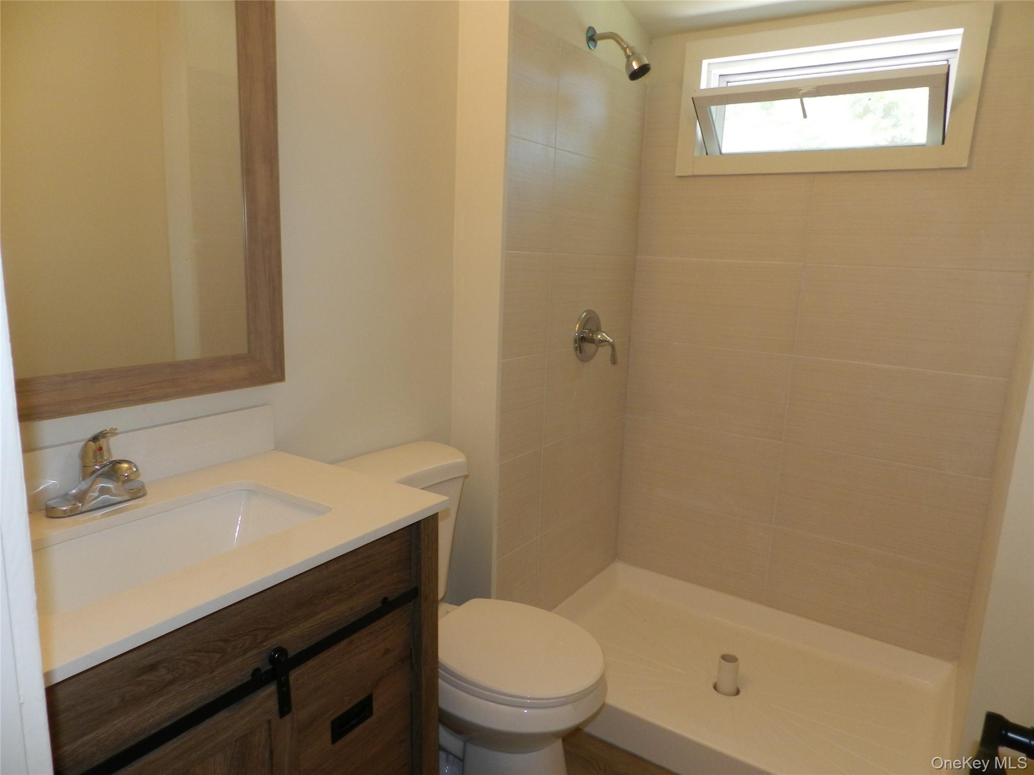 Single Family 3rd  Suffolk County, NY 11772, MLS-893745-12