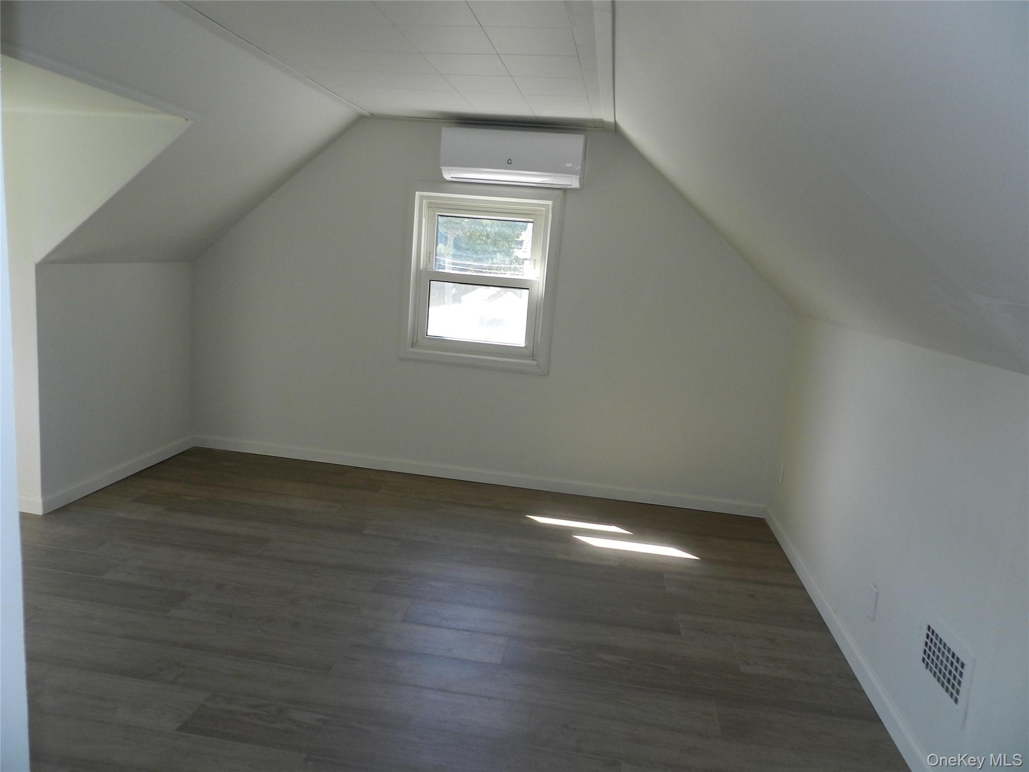 Single Family 3rd  Suffolk County, NY 11772, MLS-893745-13