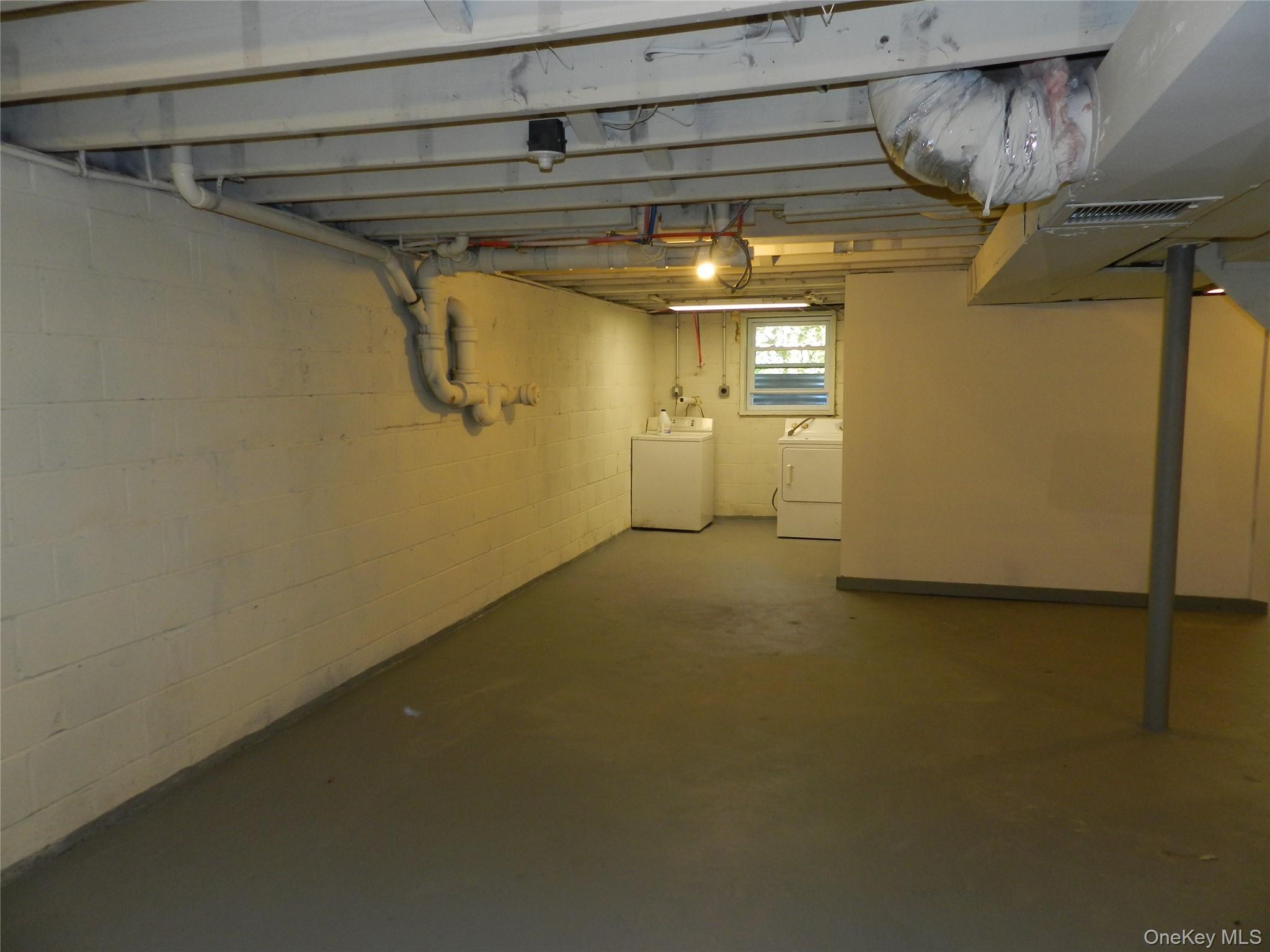 Single Family 3rd  Suffolk County, NY 11772, MLS-893745-15