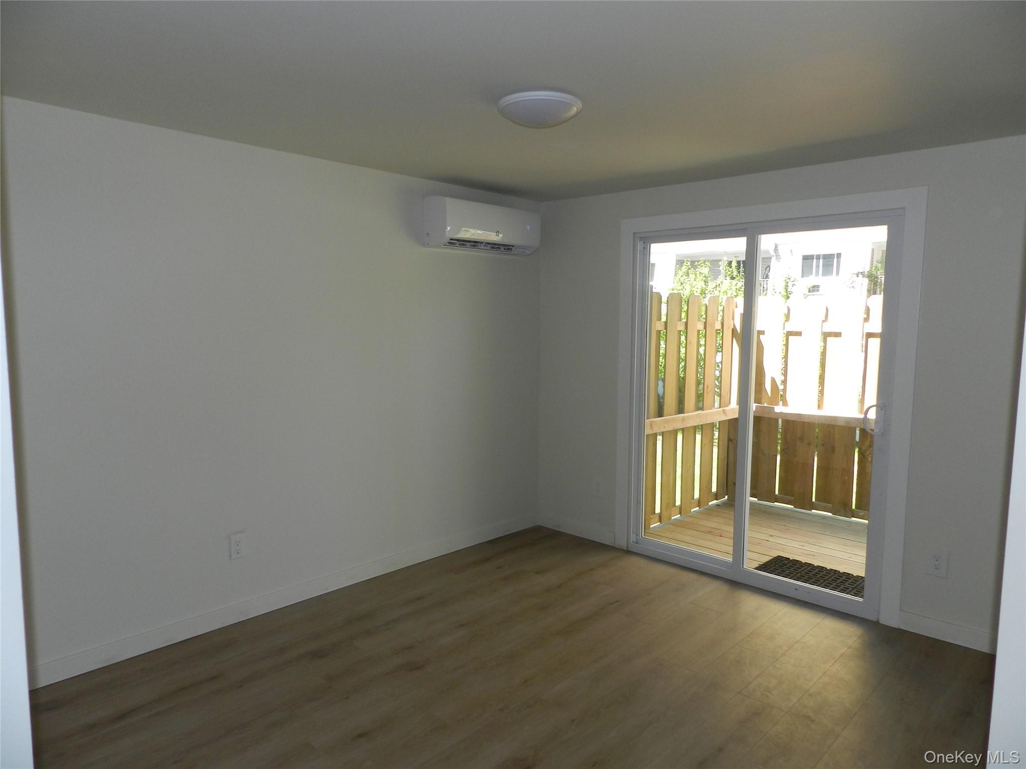 Single Family 3rd  Suffolk County, NY 11772, MLS-893745-6