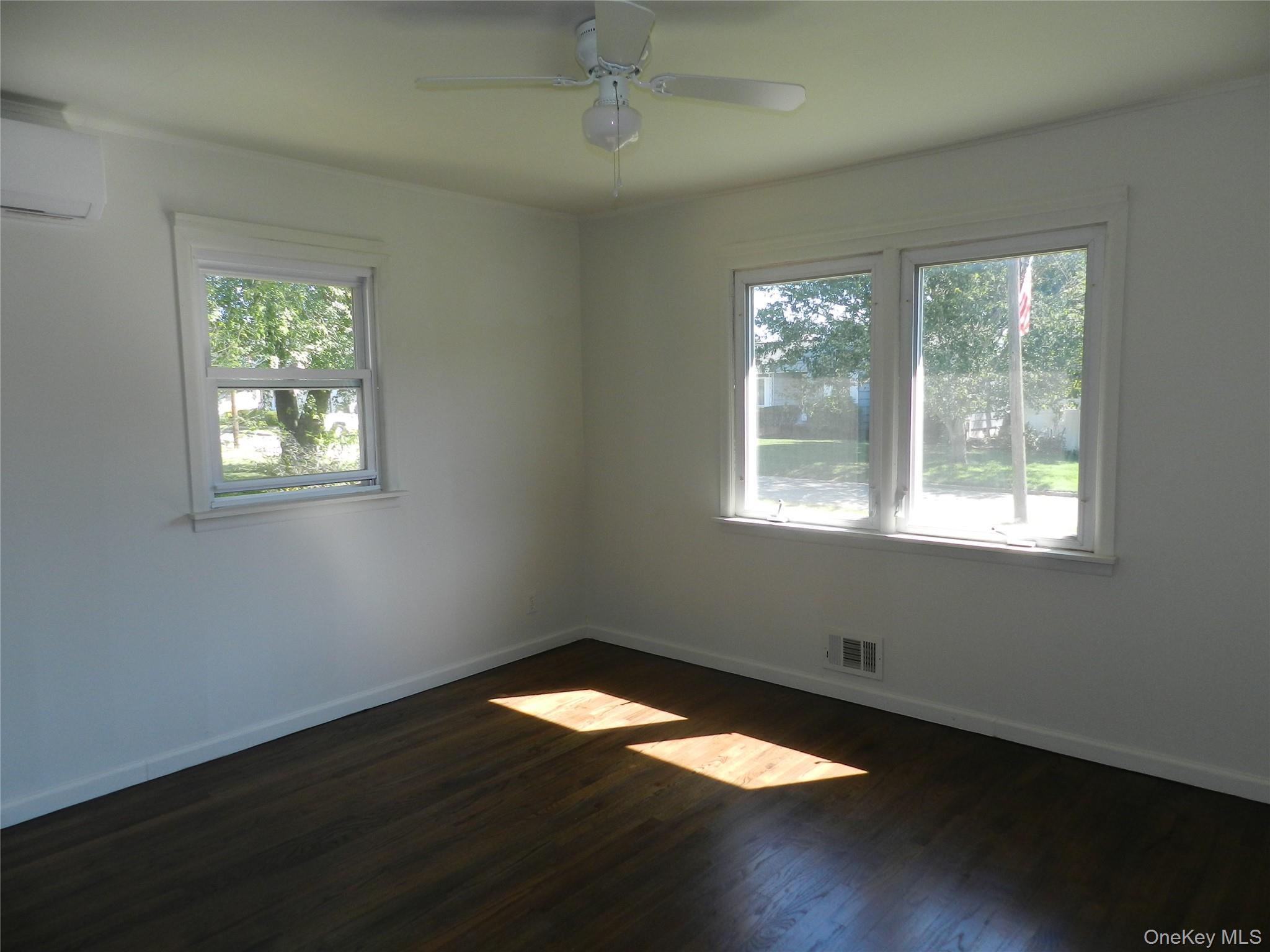 Single Family 3rd  Suffolk County, NY 11772, MLS-893745-8